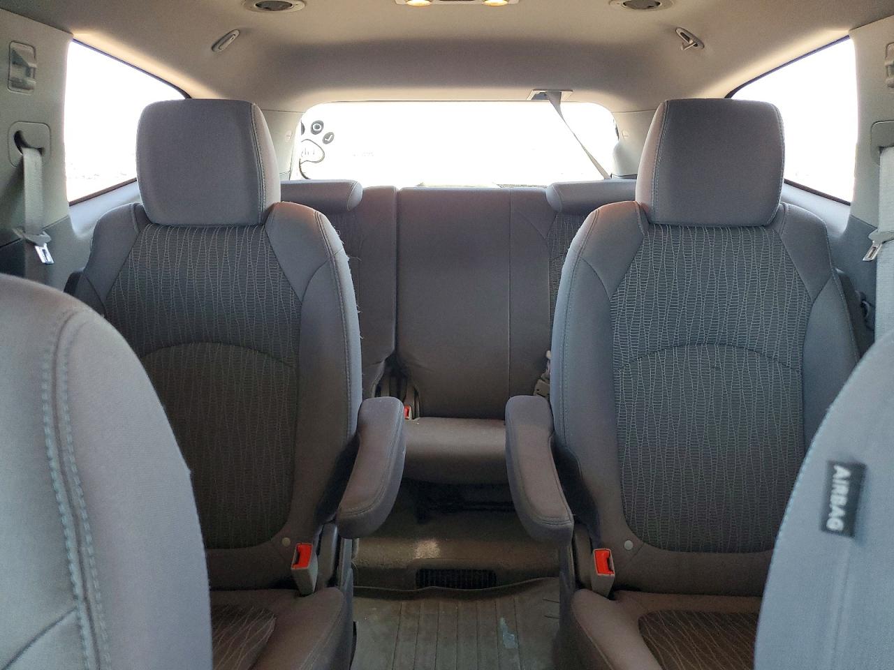 2013 Chevrolet Traverse Lt Gray vin: 1GNKVJKD2DJ268569