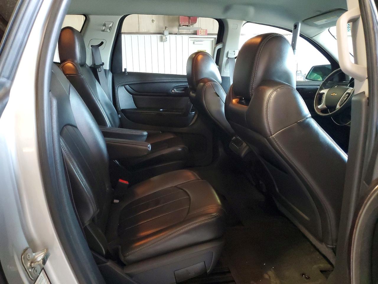 2015 Chevrolet Traverse Ltz Серебряный vin: 1GNKVJKD2FJ360137