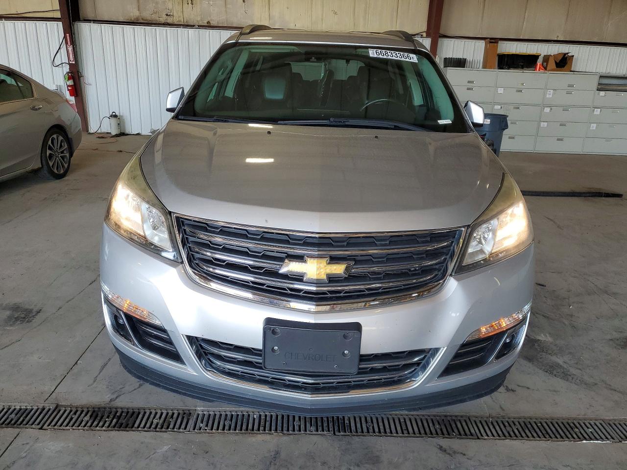 2015 Chevrolet Traverse Ltz Серебряный vin: 1GNKVJKD2FJ360137