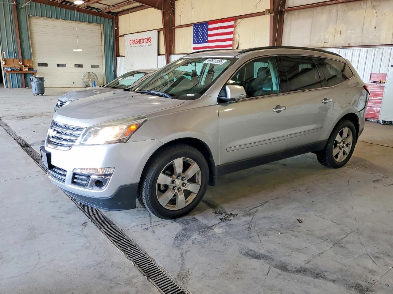 2015 Chevrolet Traverse Ltz Серебряный vin: 1GNKVJKD2FJ360137