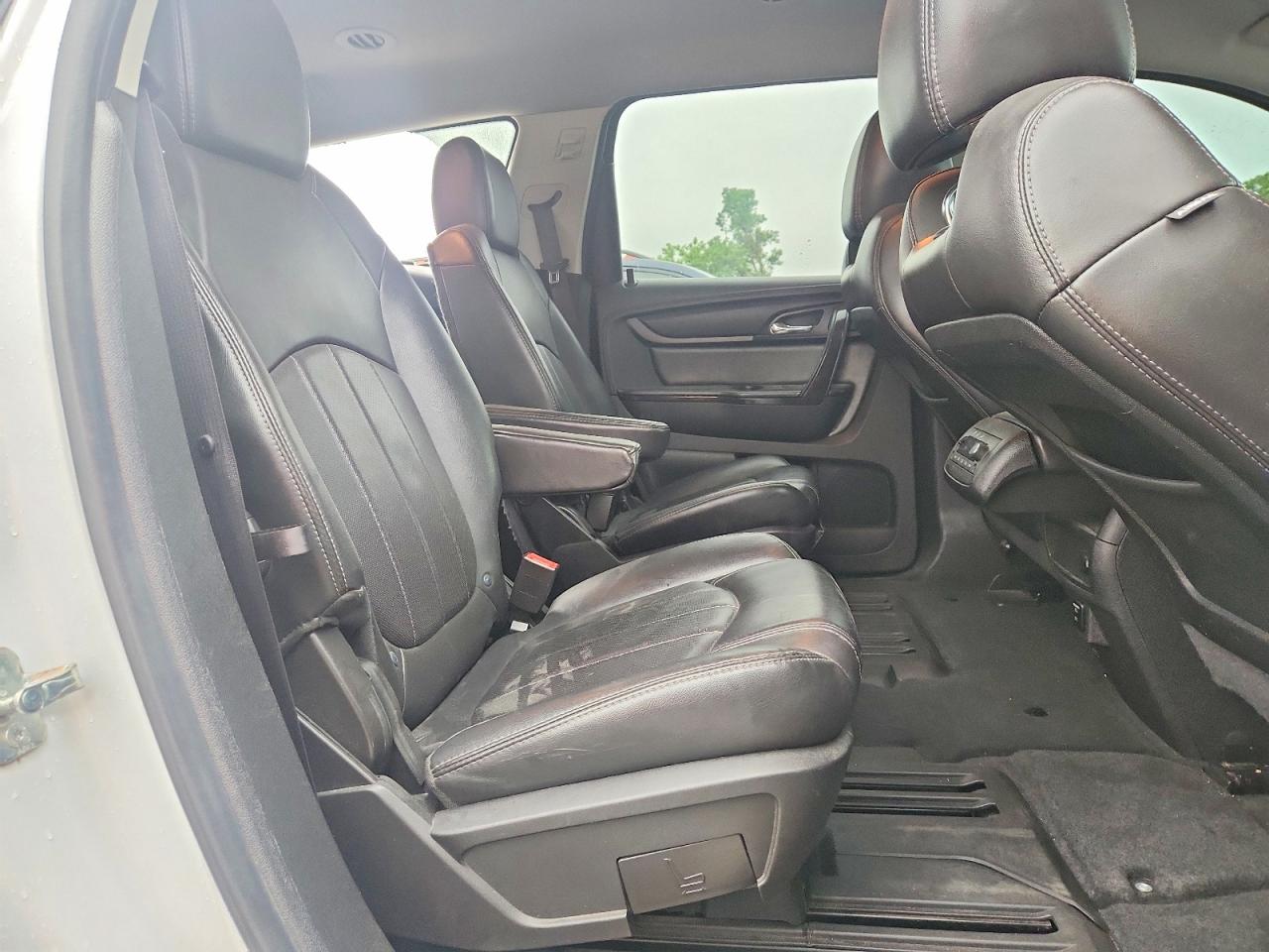 2016 Chevrolet Traverse Ltz Белый vin: 1GNKVJKD2GJ317211