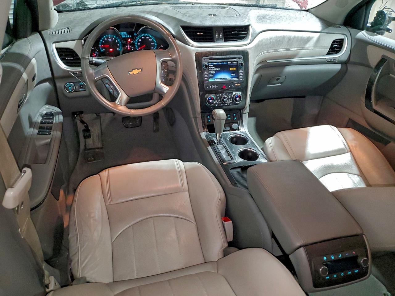 2017 Chevrolet Traverse Premier Red vin: 1GNKVJKD2HJ337489