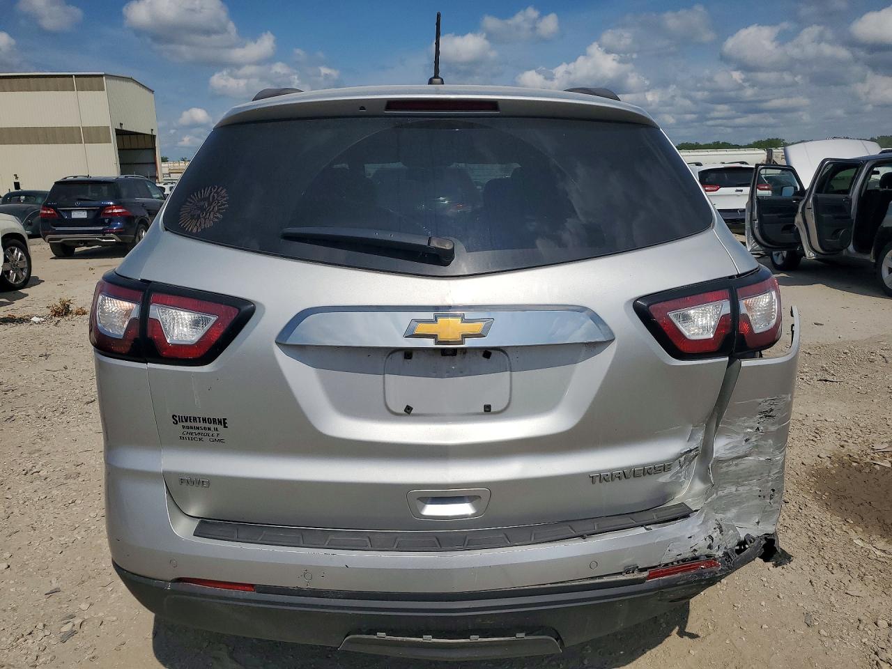 2013 Chevrolet Traverse Lt Silver vin: 1GNKVJKD4DJ217395