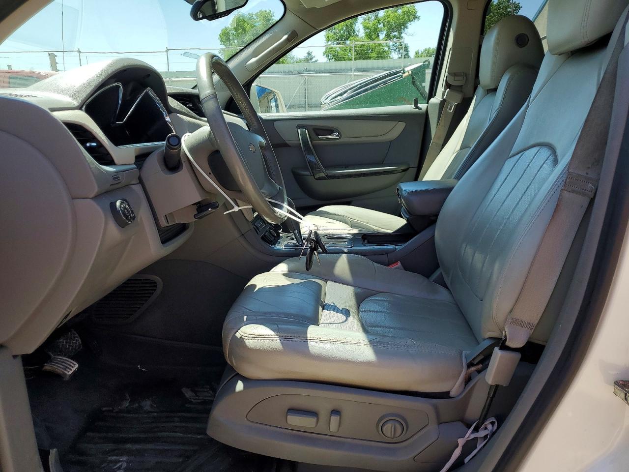 2015 Chevrolet Traverse Ltz Белый vin: 1GNKVJKD7FJ273091