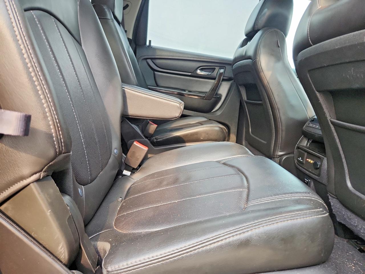 2015 Chevrolet Traverse Ltz Silver vin: 1GNKVJKD7FJ388953