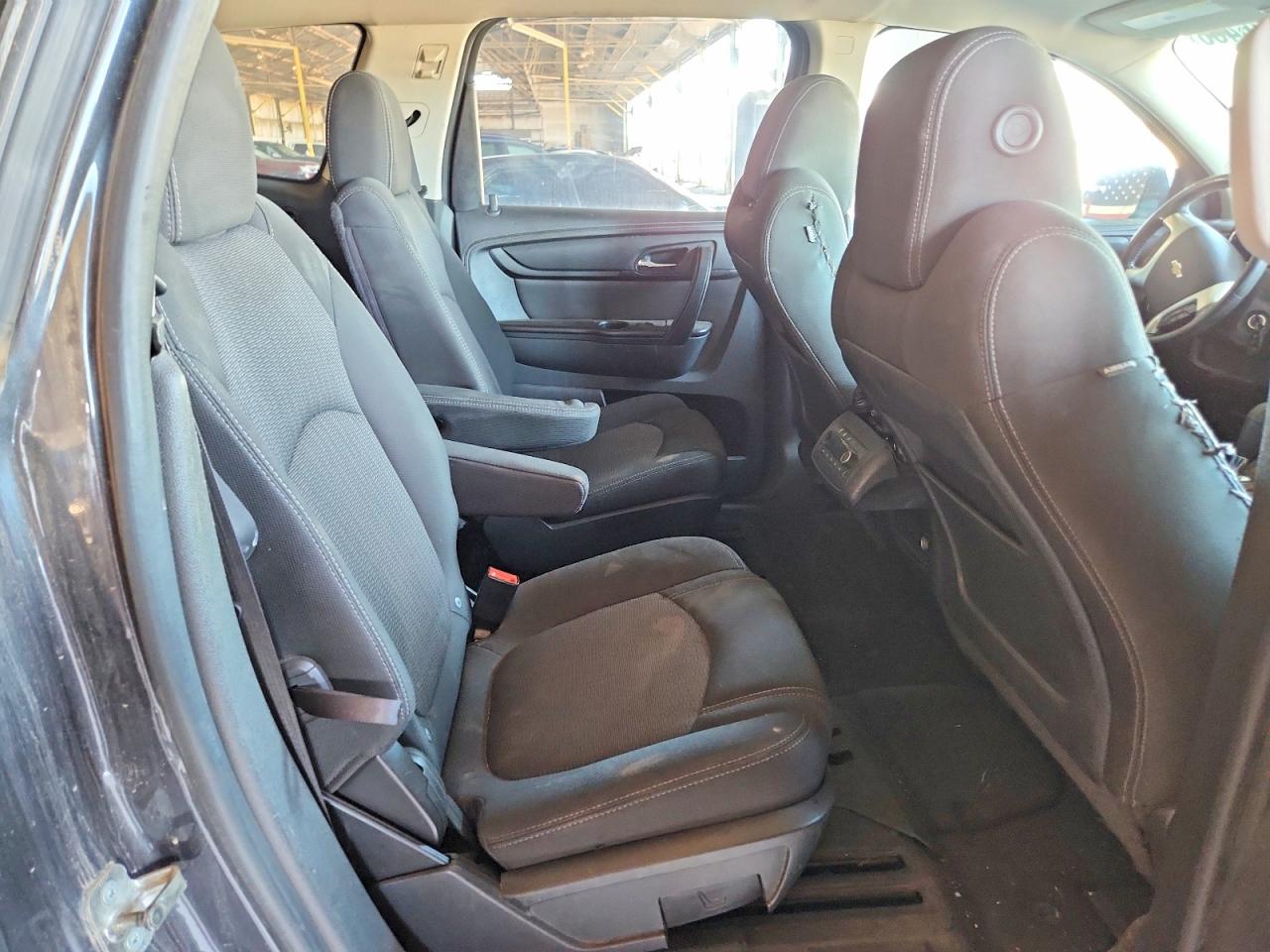 2013 Chevrolet Traverse Lt Gray vin: 1GNKVJKD8DJ225547