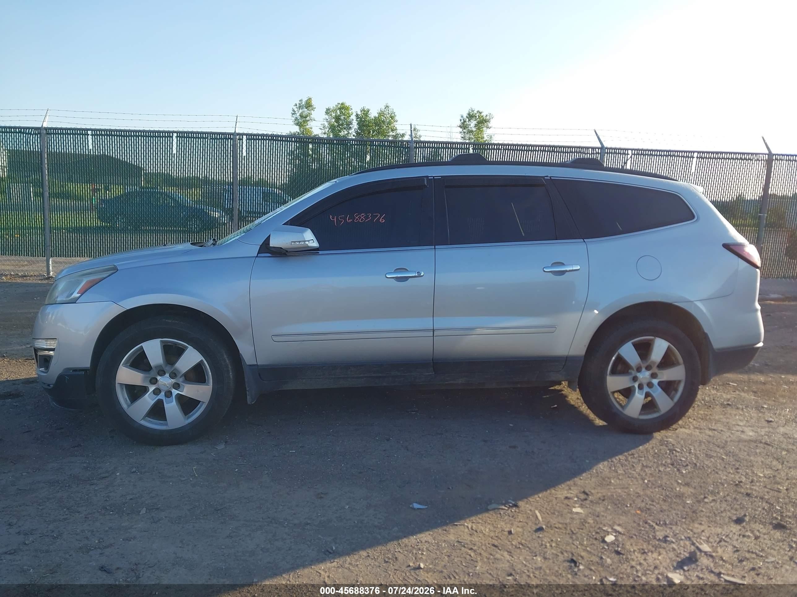 2015 Chevrolet Traverse Ltz Silver vin: 1GNKVJKD8FJ368436