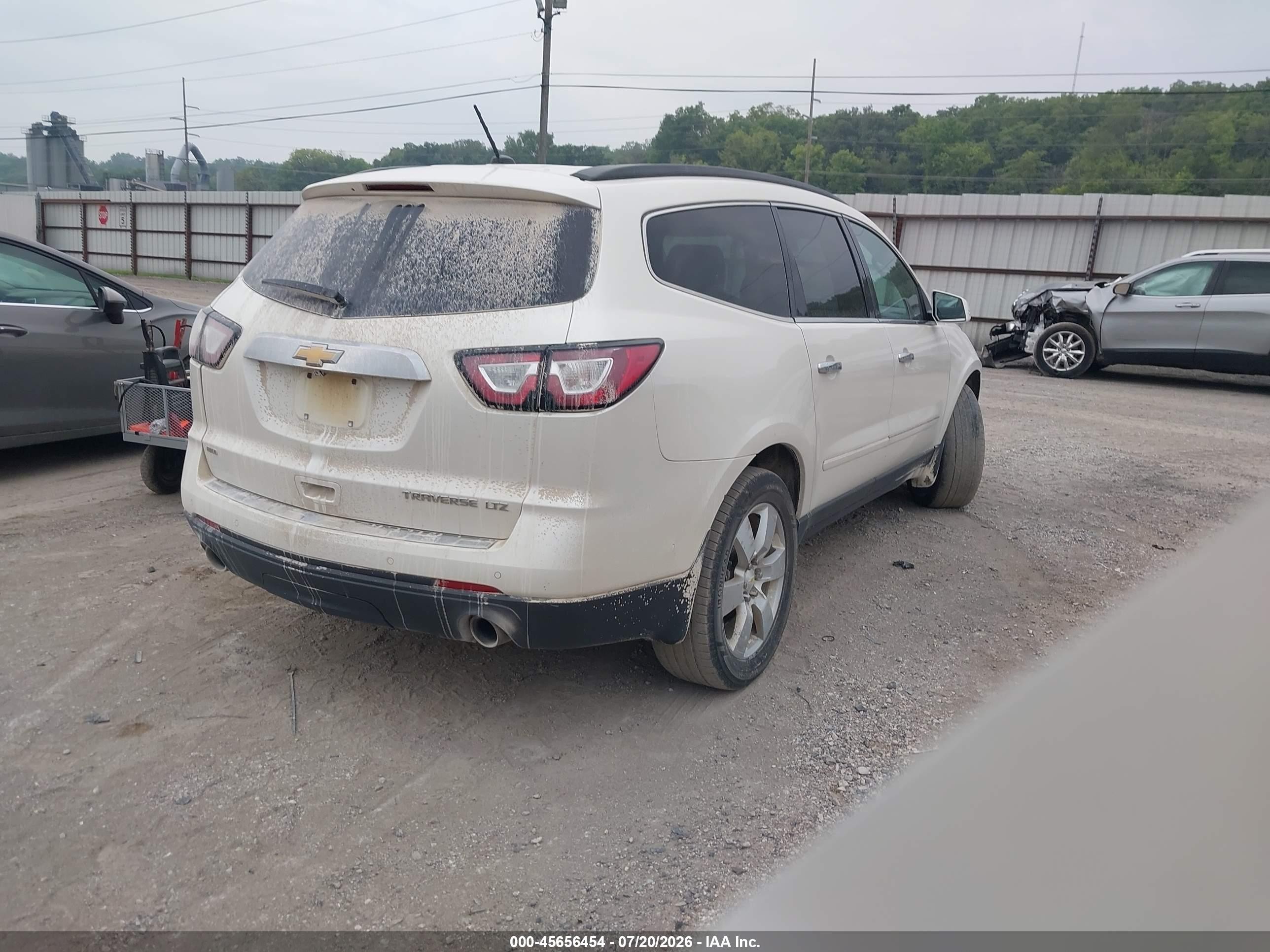 2014 Chevrolet Traverse Ltz White vin: 1GNKVJKDXEJ376116