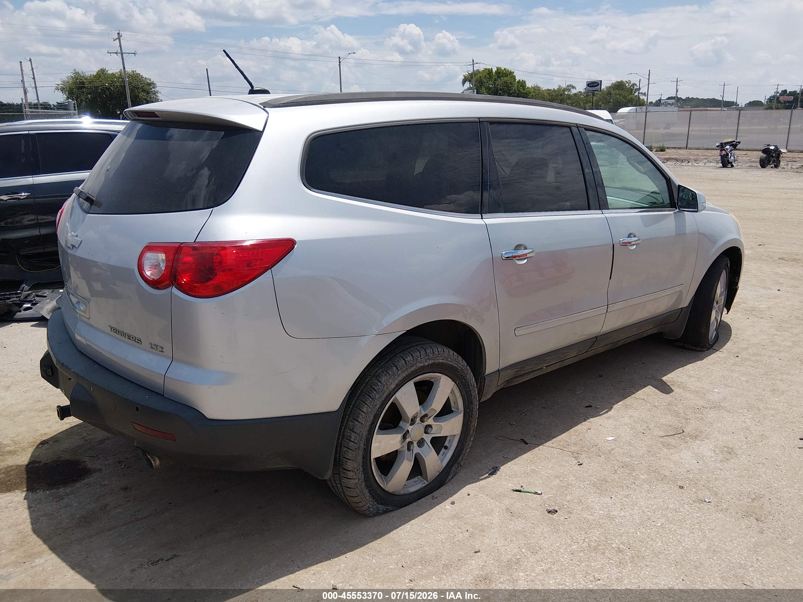 2011 Chevrolet Traverse Ltz Silver vin: 1GNKVLED2BJ118028