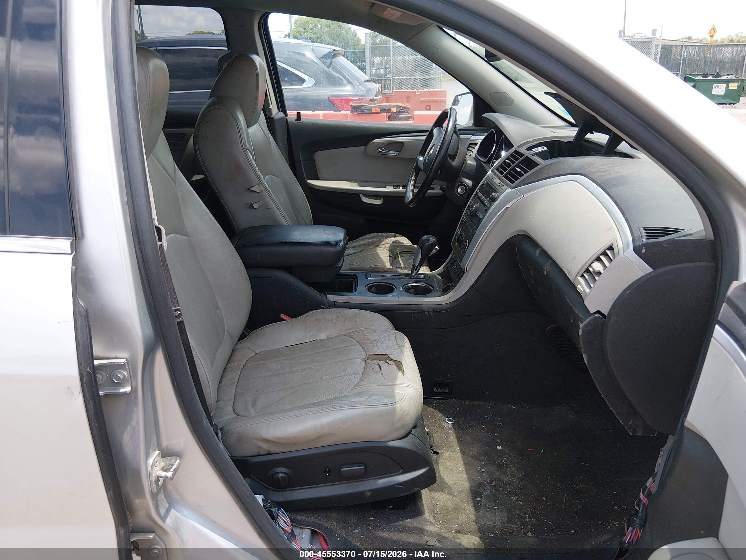 2011 Chevrolet Traverse Ltz Silver vin: 1GNKVLED2BJ118028