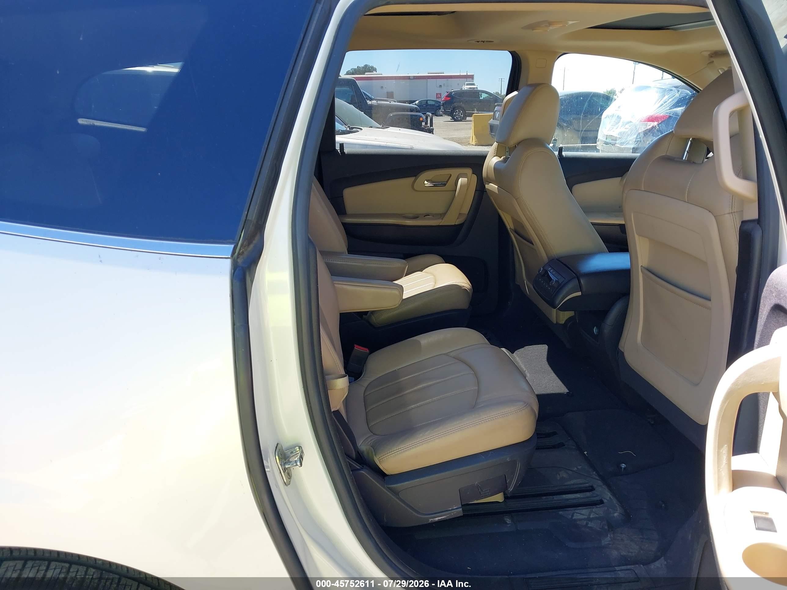 2011 Chevrolet Traverse Ltz White vin: 1GNKVLED2BJ271041