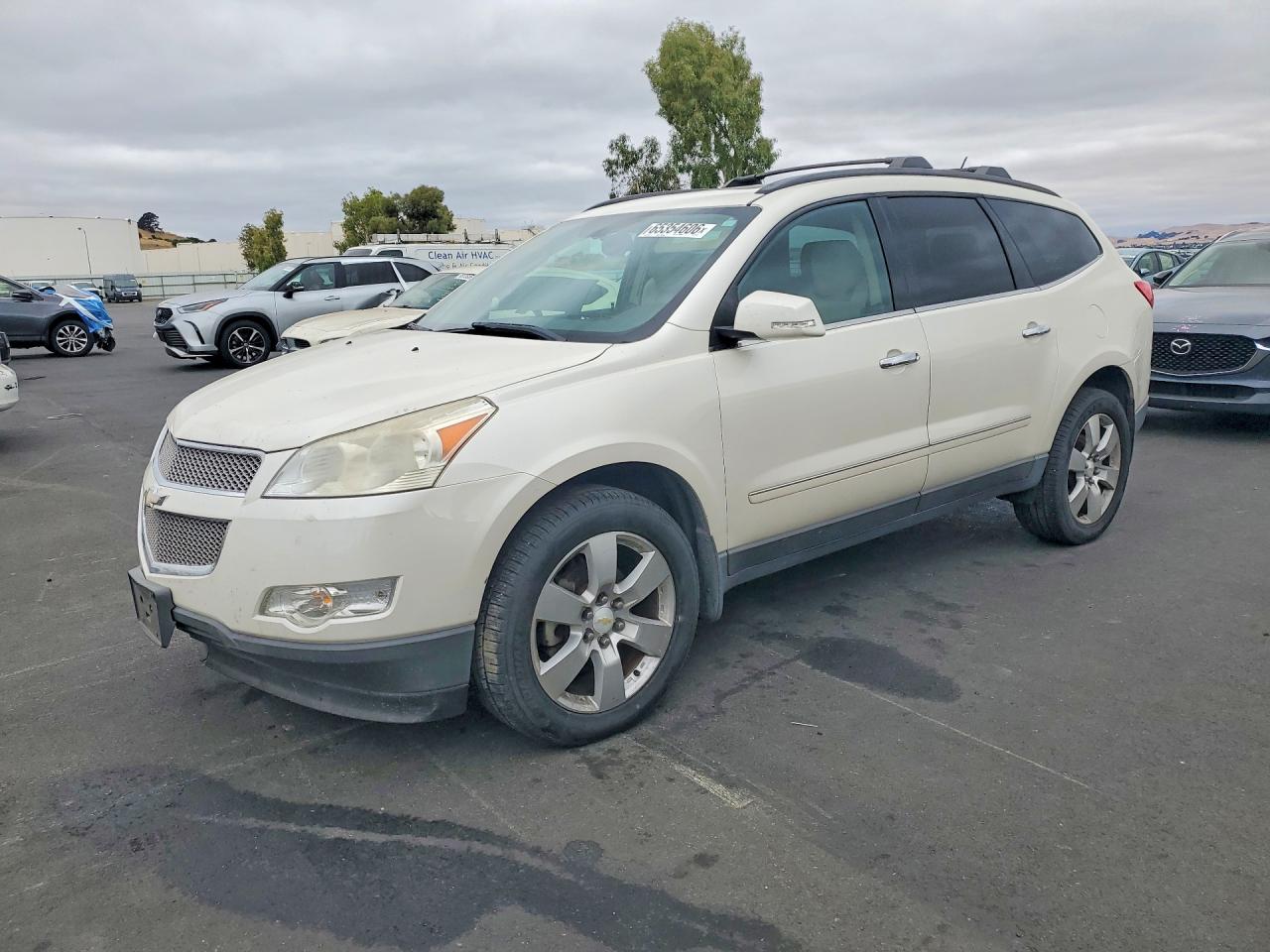 2011 Chevrolet Traverse Ltz Бежевый vin: 1GNKVLED2BJ271041