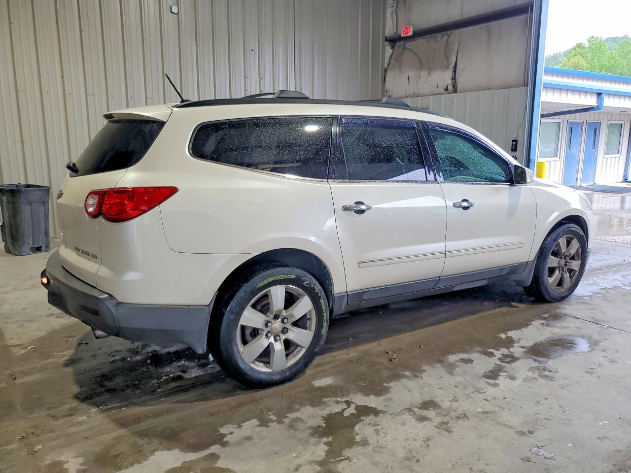 2011 Chevrolet Traverse Ltz White vin: 1GNKVLED3BJ204867