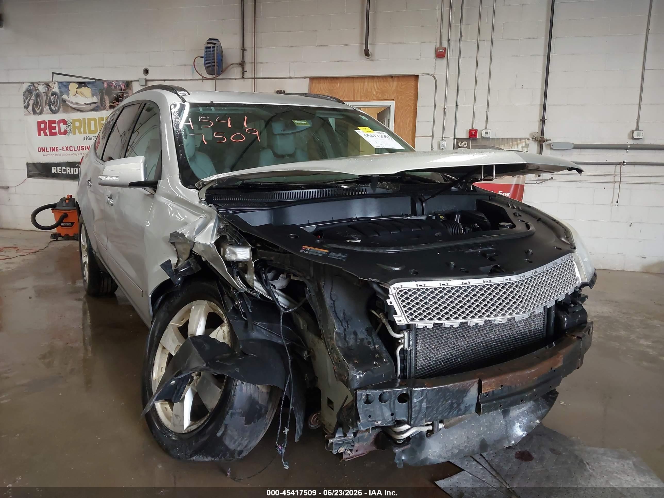 2012 Chevrolet Traverse Ltz Silver vin: 1GNKVLED7CJ350853