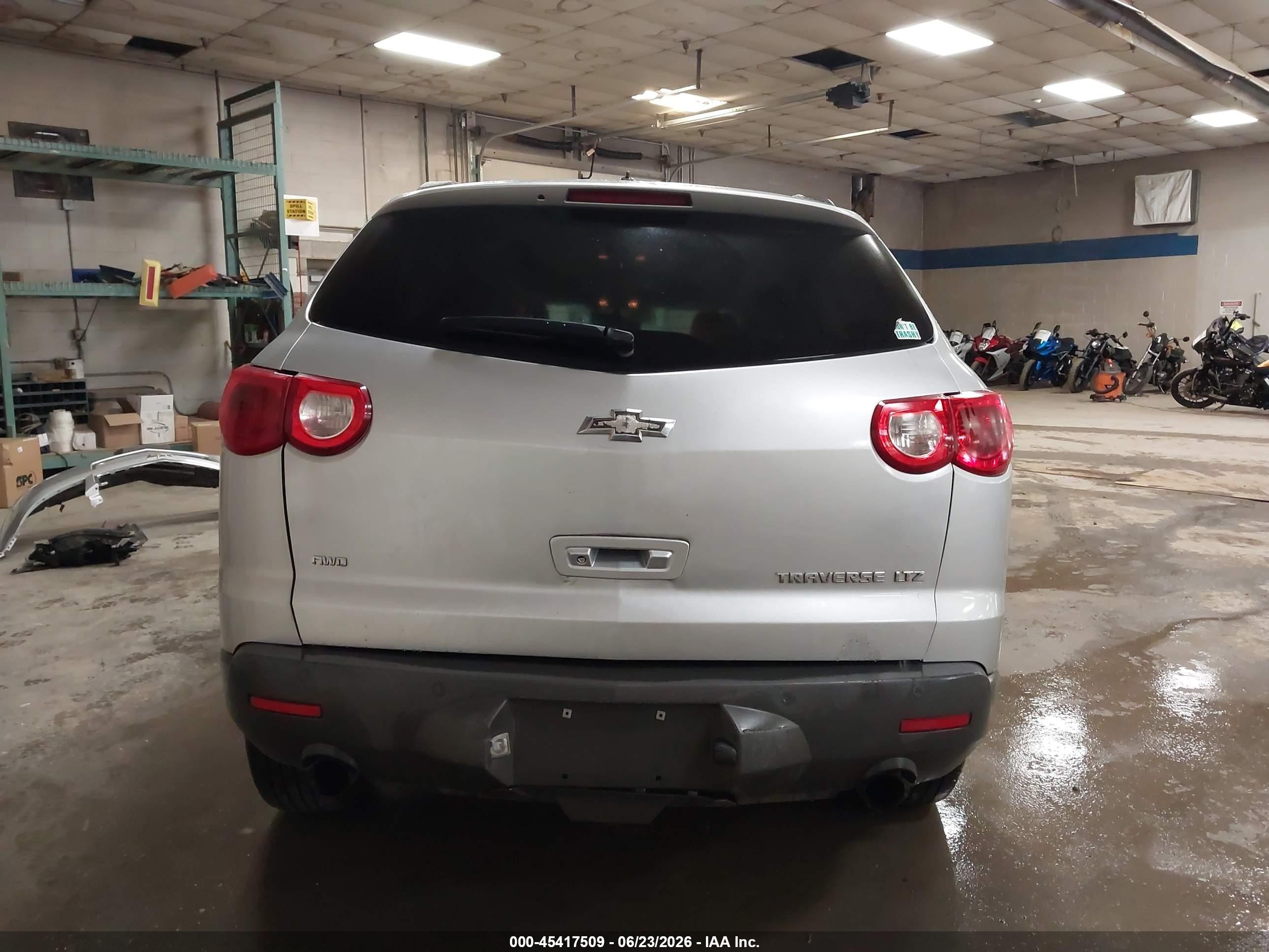 2012 Chevrolet Traverse Ltz Silver vin: 1GNKVLED7CJ350853
