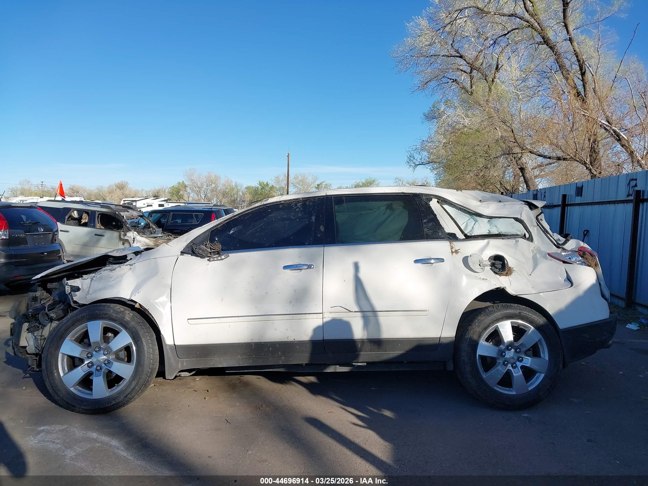 2012 Chevrolet Traverse Ltz Белый vin: 1GNKVLED8CJ324455