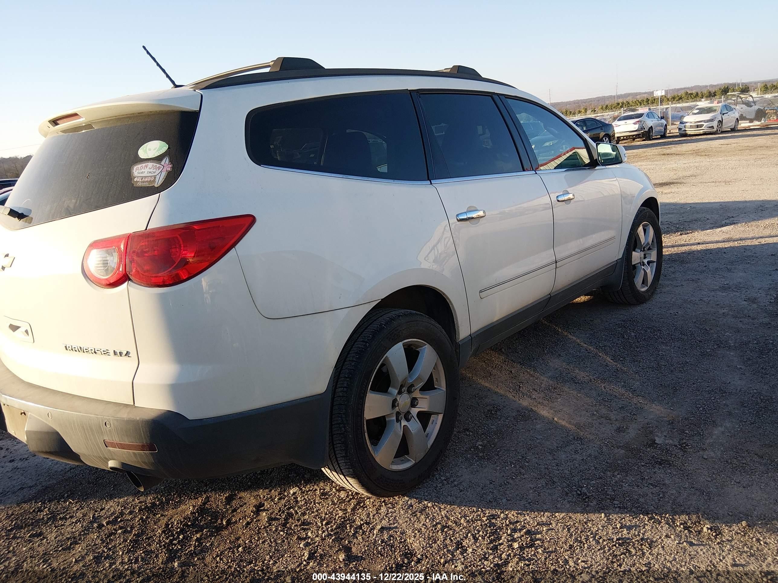 2011 Chevrolet Traverse Ltz White vin: 1GNKVLED9BJ204114