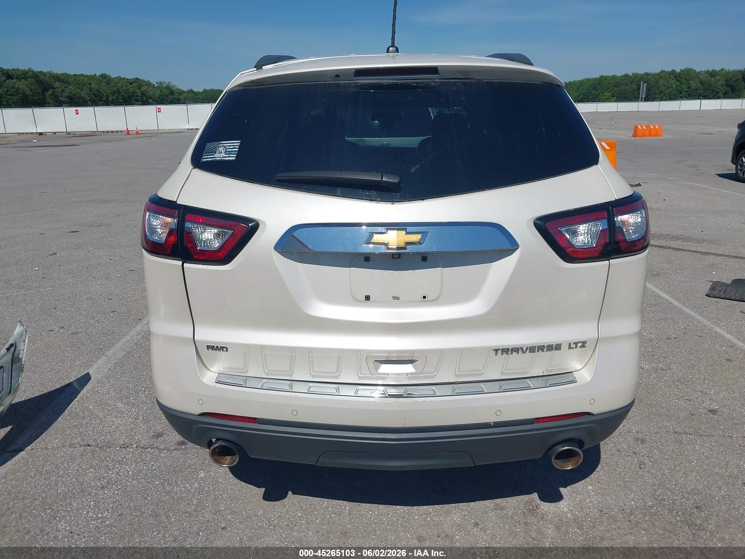 2013 Chevrolet Traverse Ltz White vin: 1GNKVLKD8DJ262402