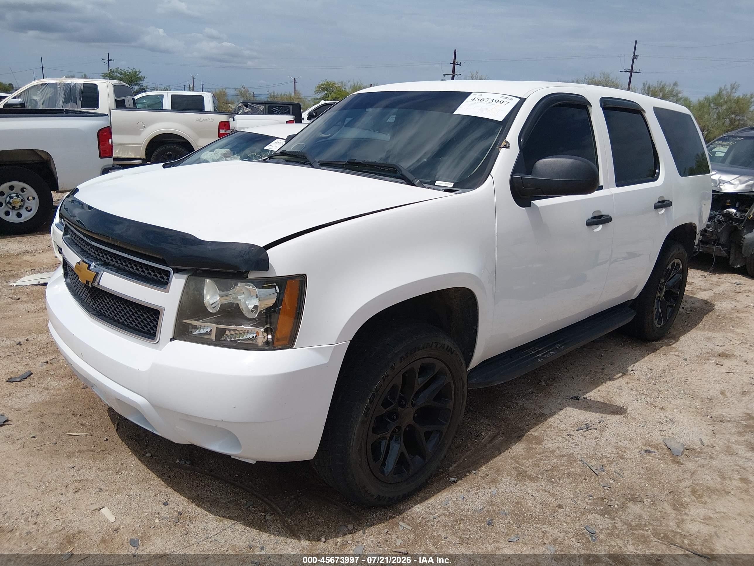 2013 Chevrolet Tahoe Commercial White vin: 1GNLC2E00DR253126