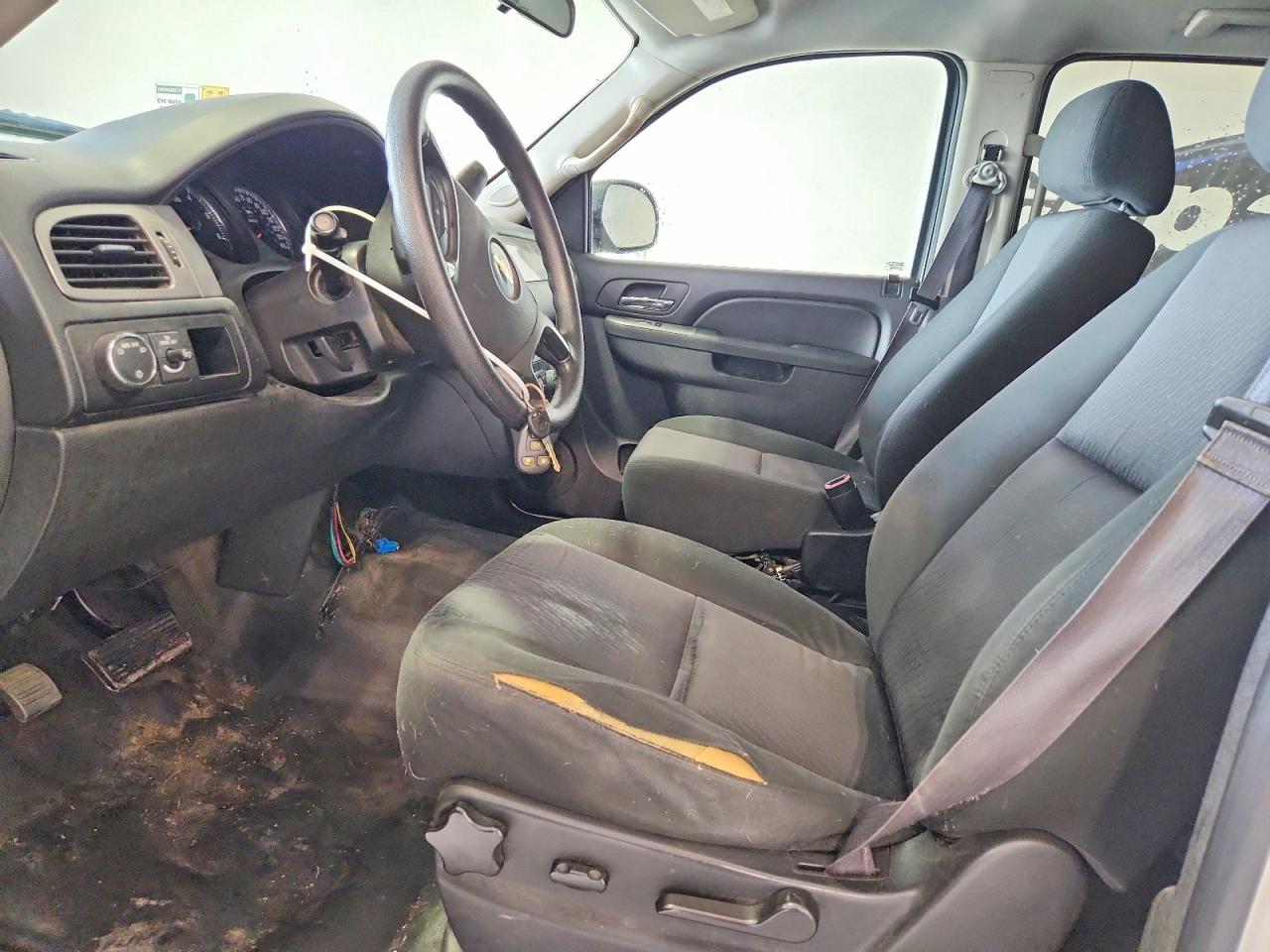 2014 Chevrolet Tahoe Police White vin: 1GNLC2E01ER128864
