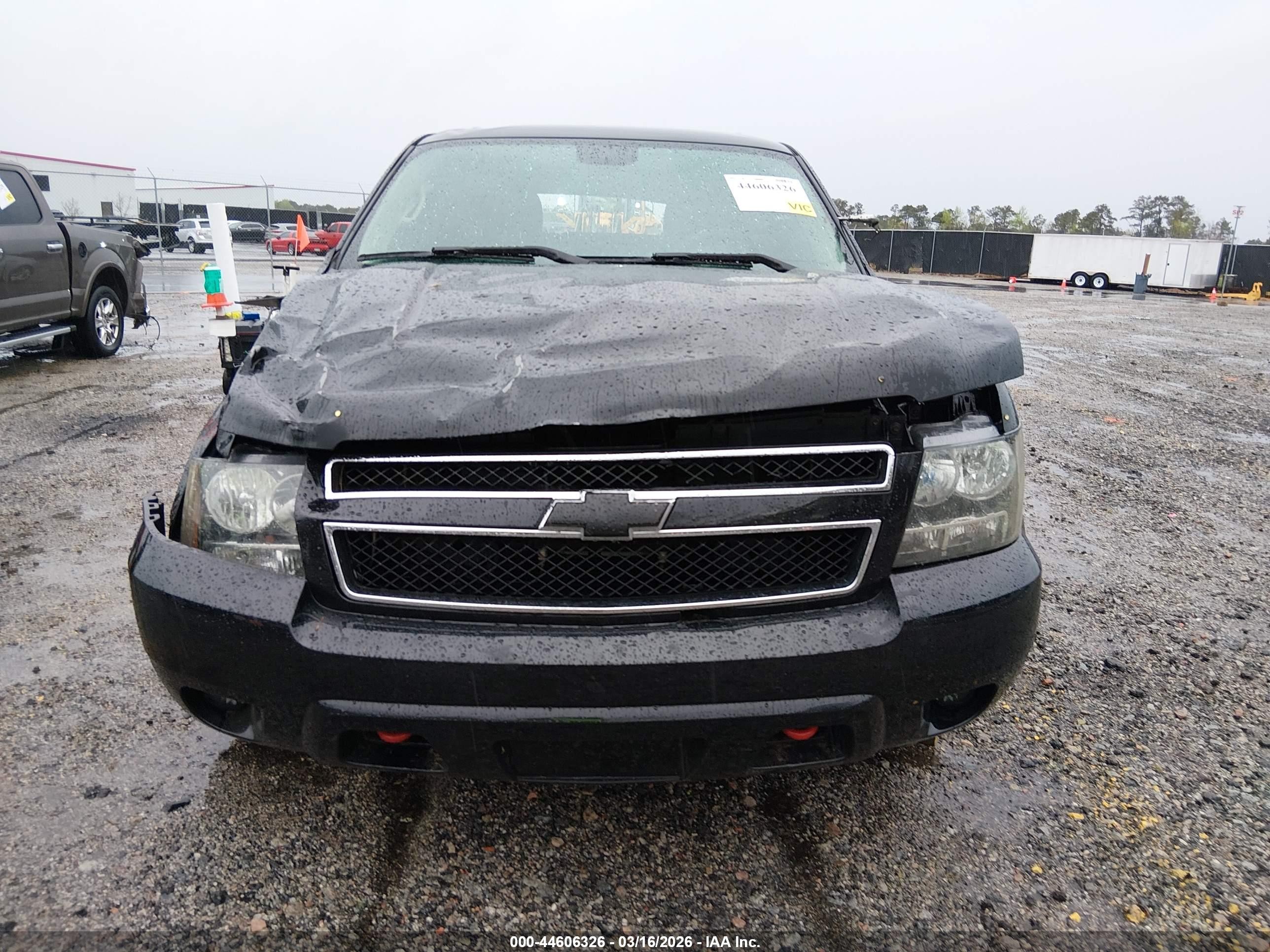 2014 Chevrolet Tahoe Commercial Fleet Черный vin: 1GNLC2E03ER159744