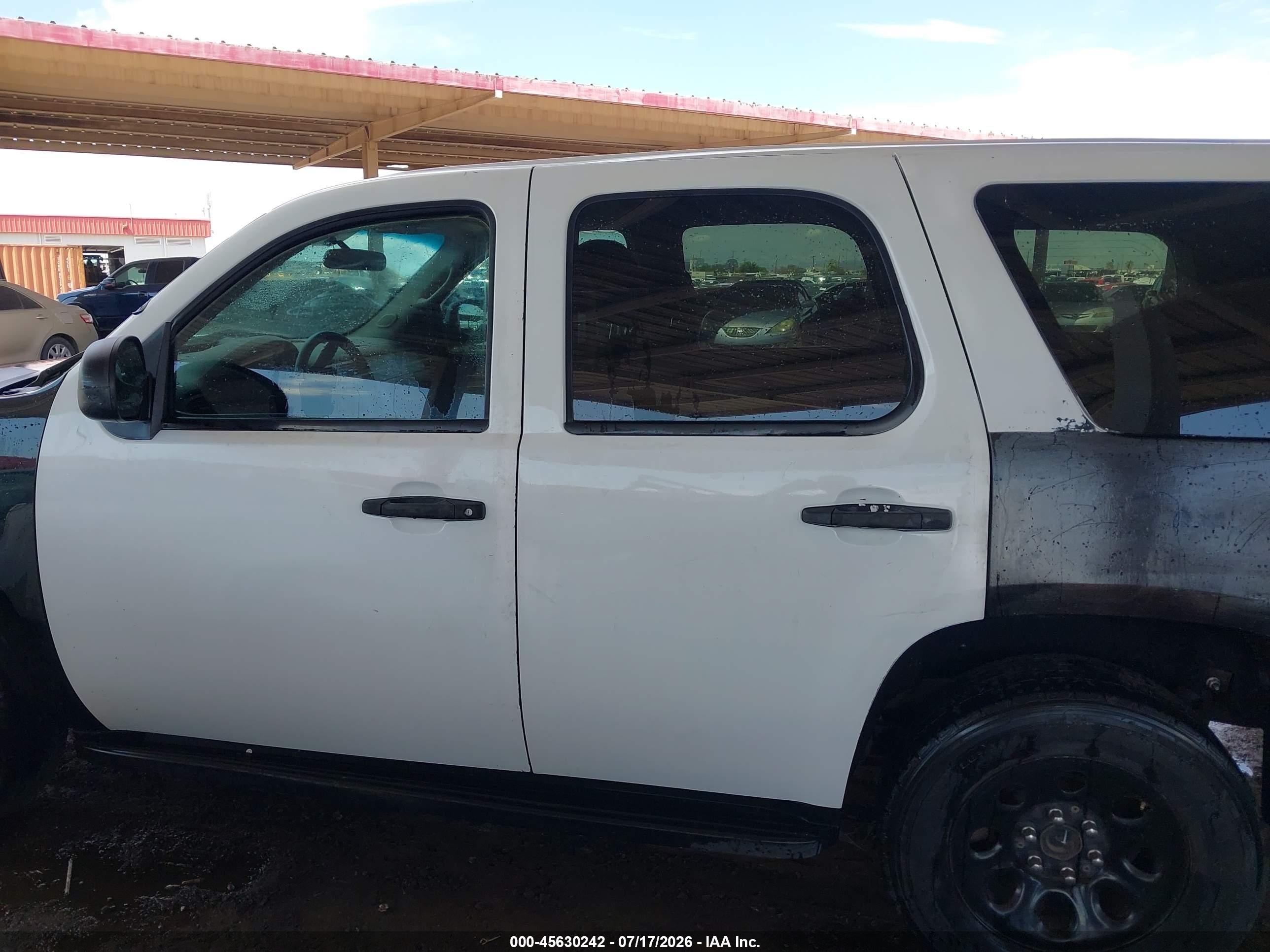 2014 Chevrolet Tahoe Commercial Black vin: 1GNLC2E03ER198107