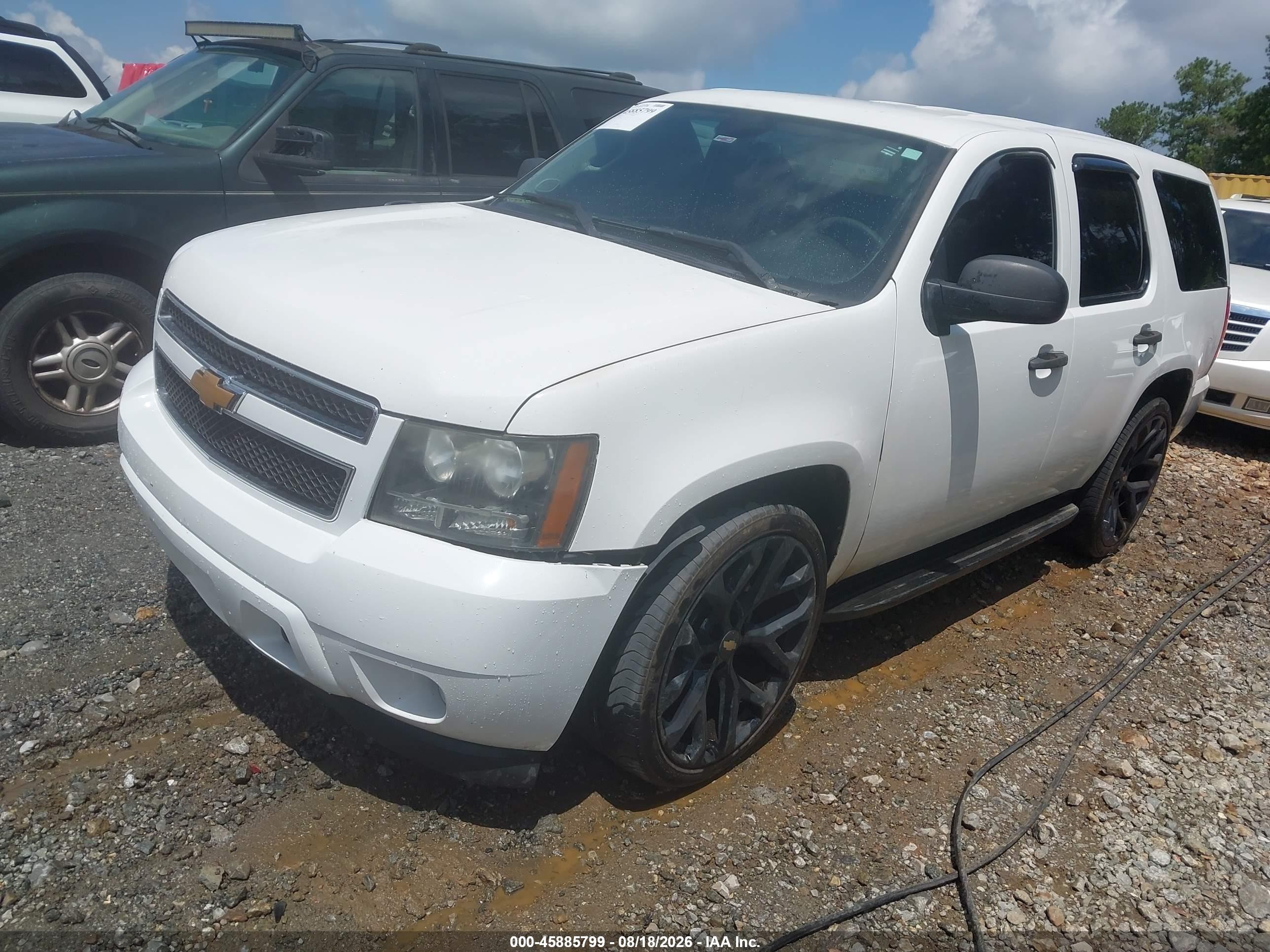 2014 Chevrolet Tahoe Commercial White vin: 1GNLC2E03ER199824