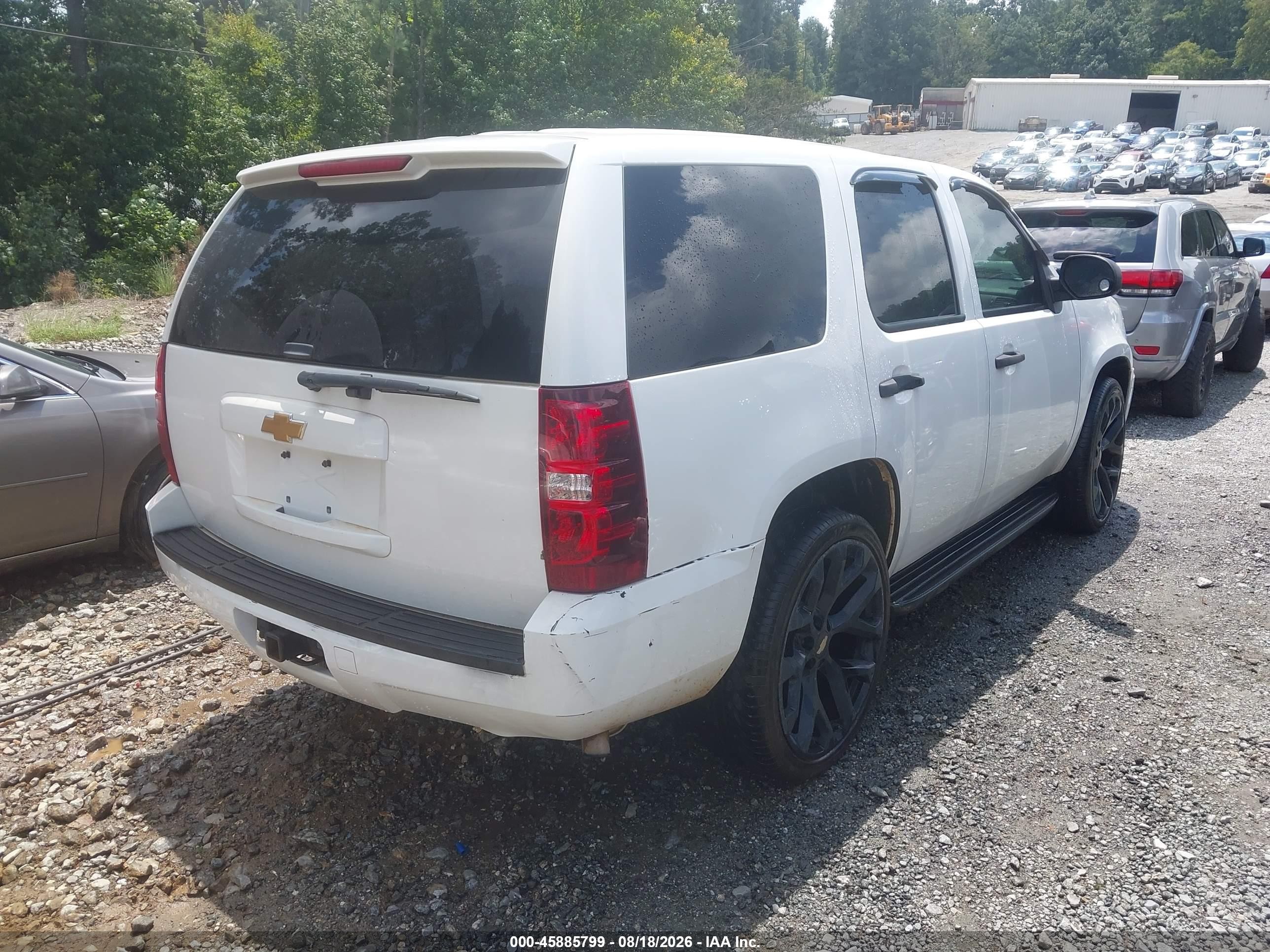 2014 Chevrolet Tahoe Commercial White vin: 1GNLC2E03ER199824