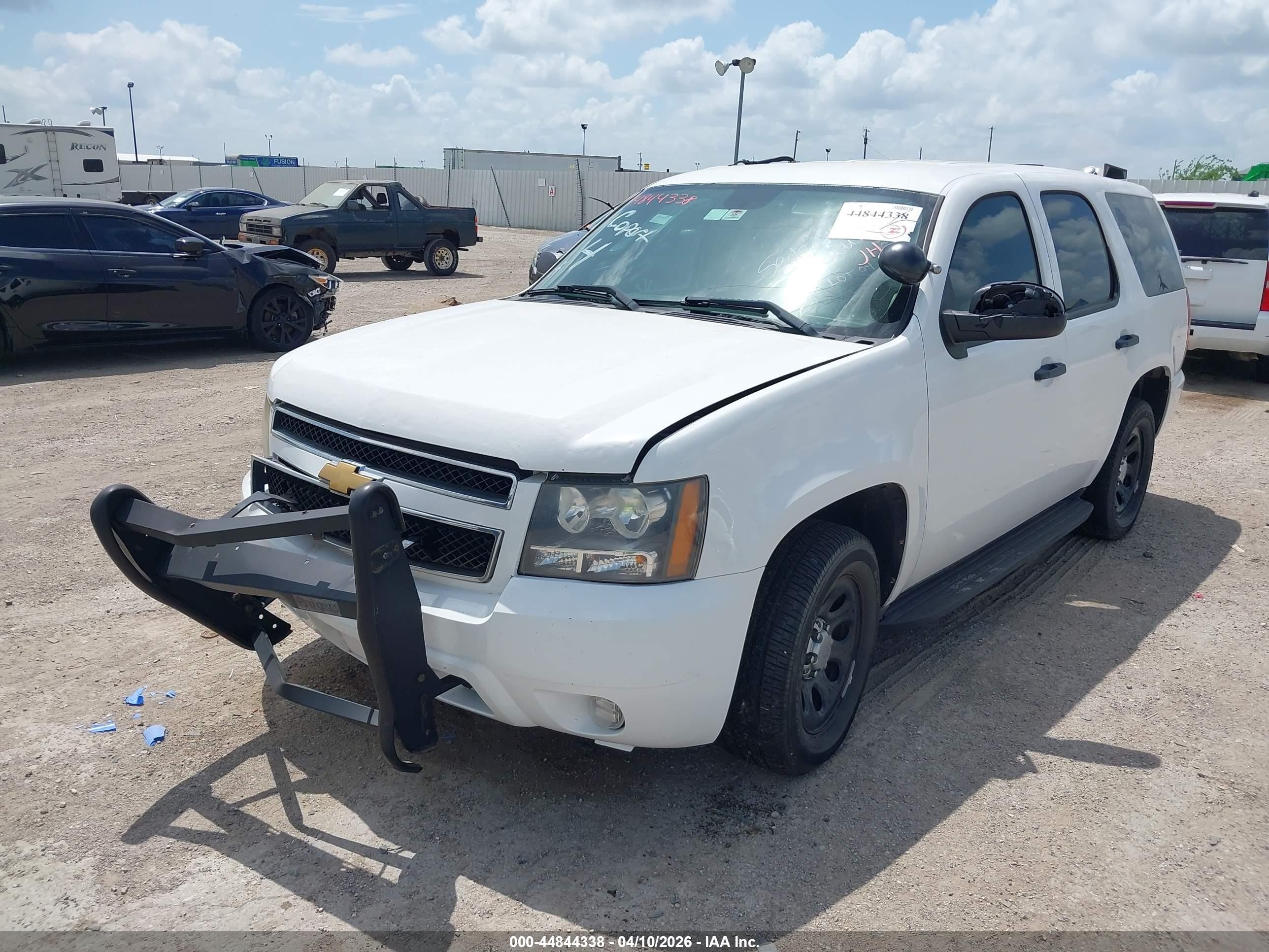 2013 Chevrolet Tahoe Commercial Fleet White vin: 1GNLC2E04DR161257