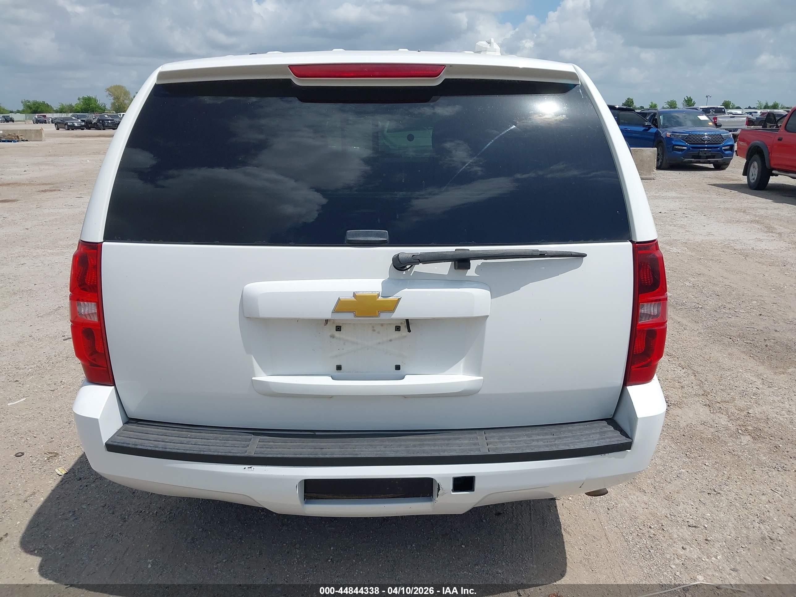 2013 Chevrolet Tahoe Commercial Fleet White vin: 1GNLC2E04DR161257
