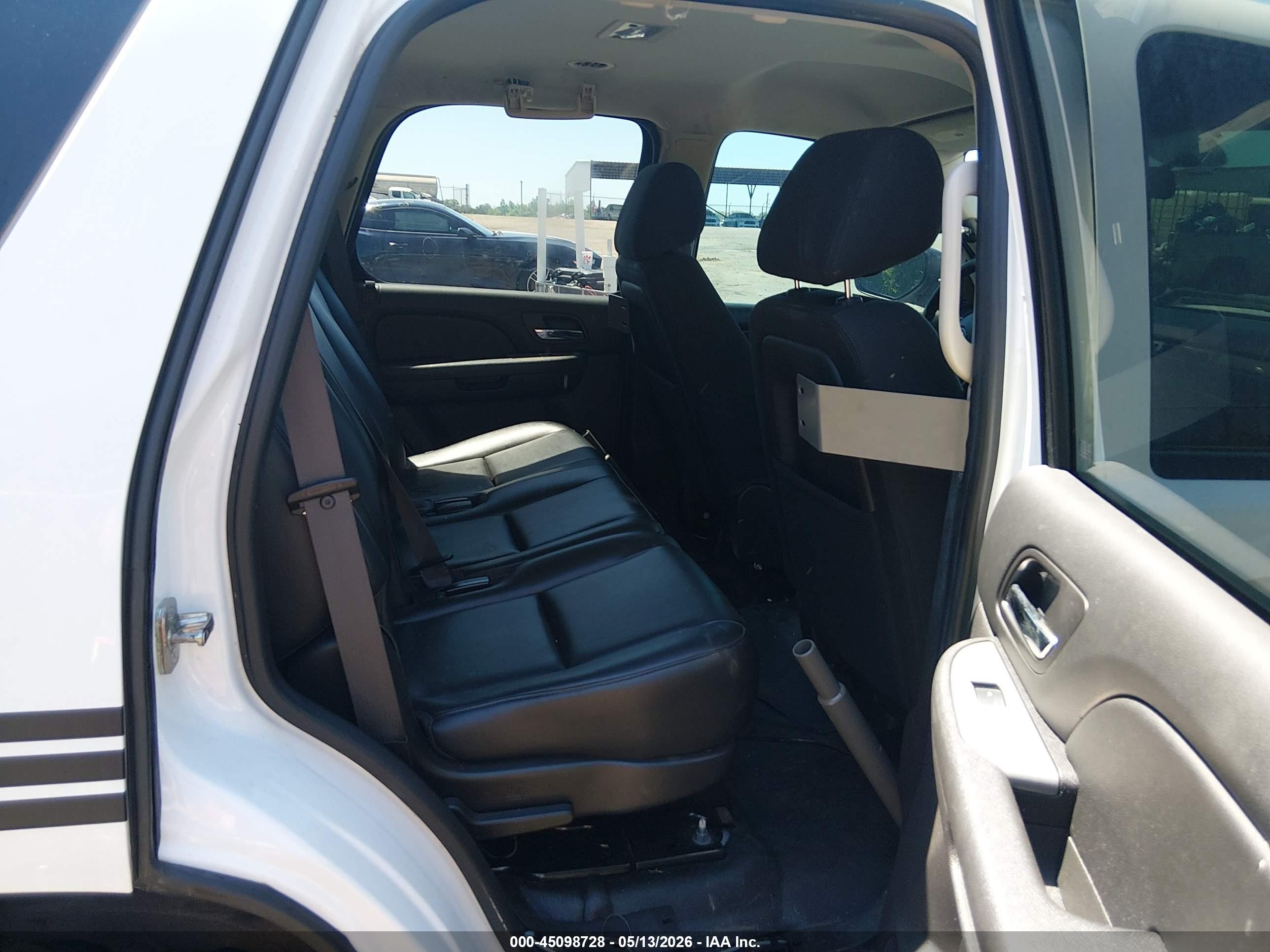 2014 Chevrolet Tahoe Commercial Fleet White vin: 1GNLC2E04ER150602