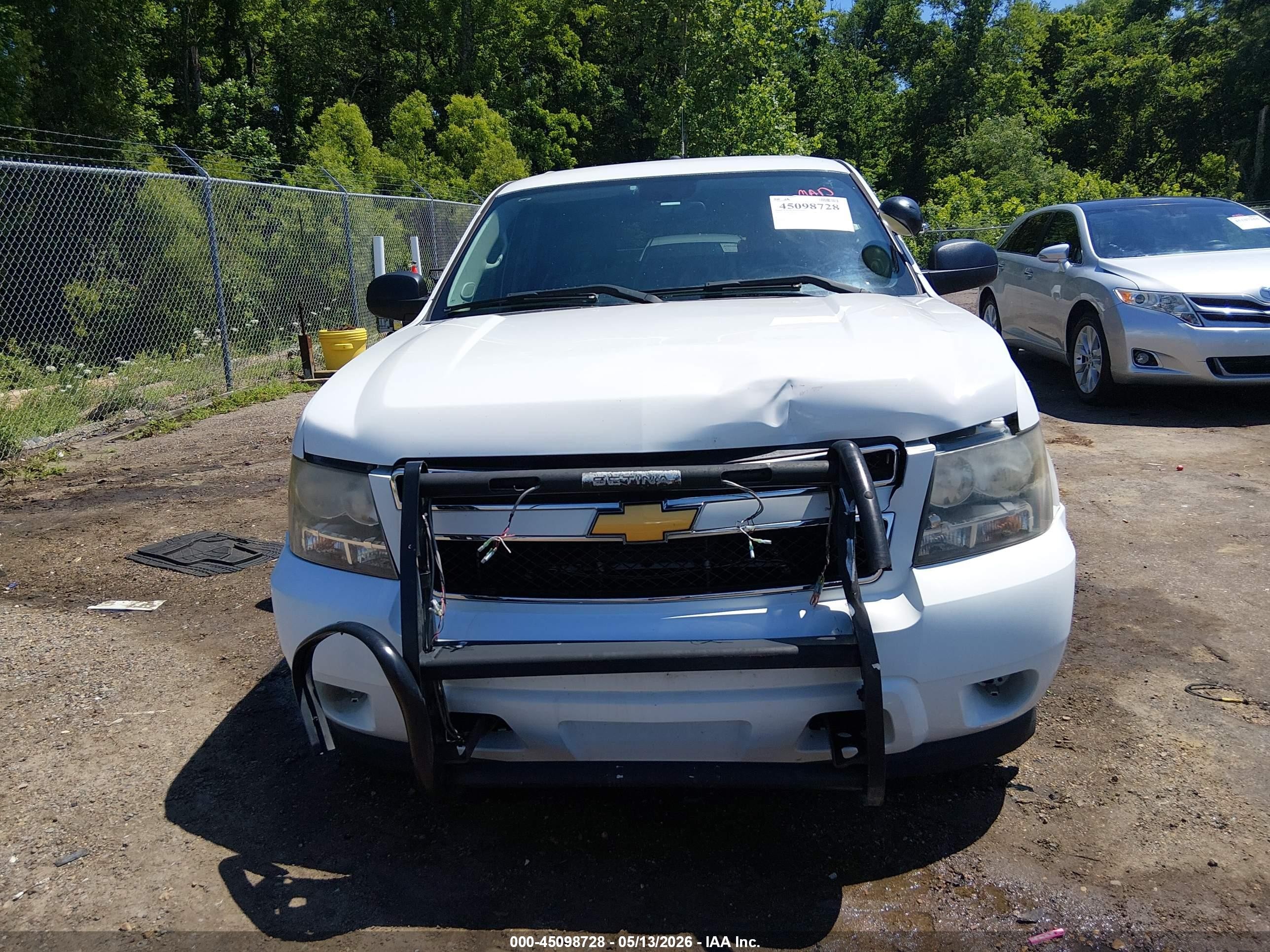 2014 Chevrolet Tahoe Commercial Fleet White vin: 1GNLC2E04ER150602