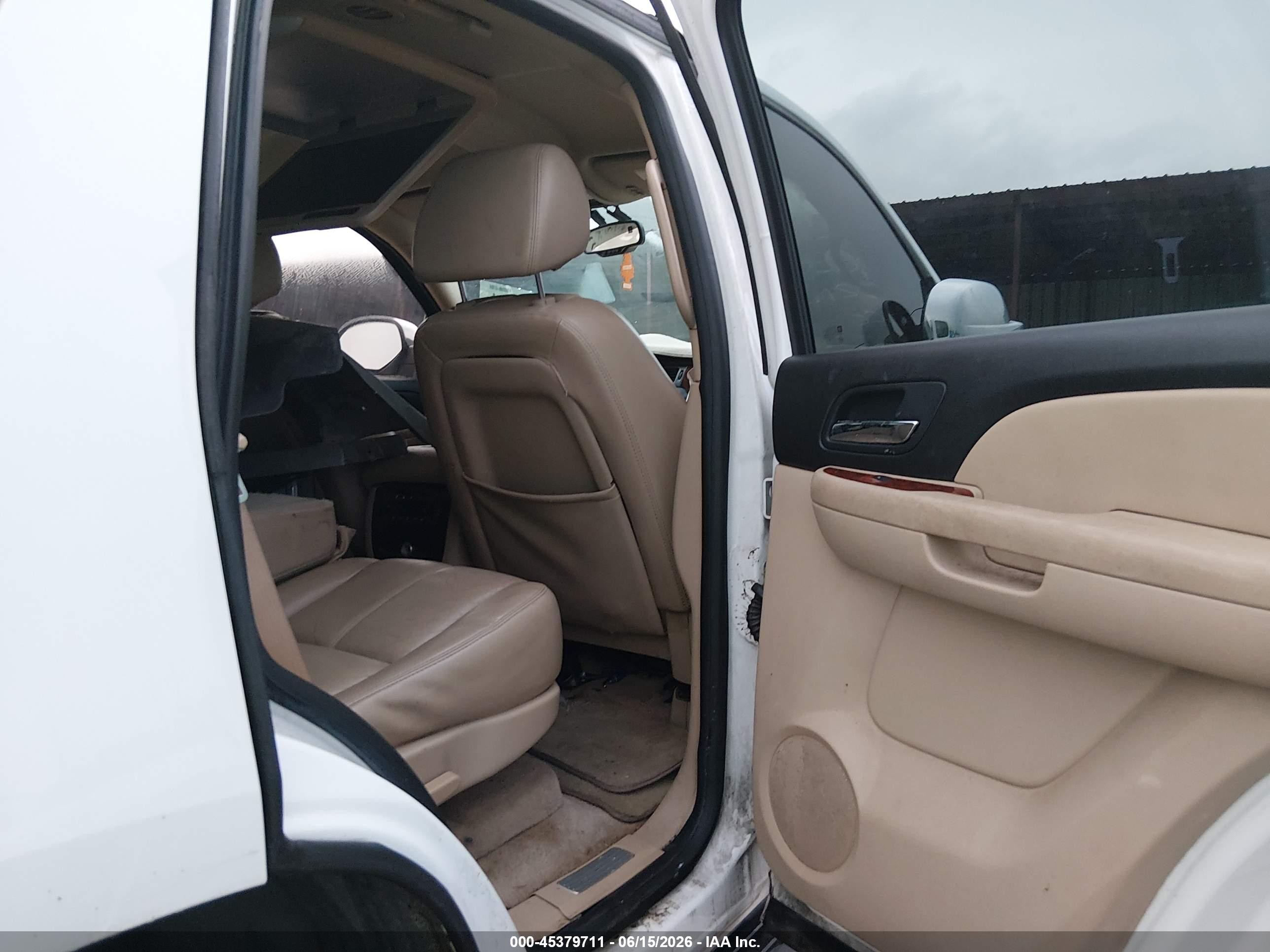 2014 Chevrolet Tahoe Commercial Fleet White vin: 1GNLC2E04ER192641