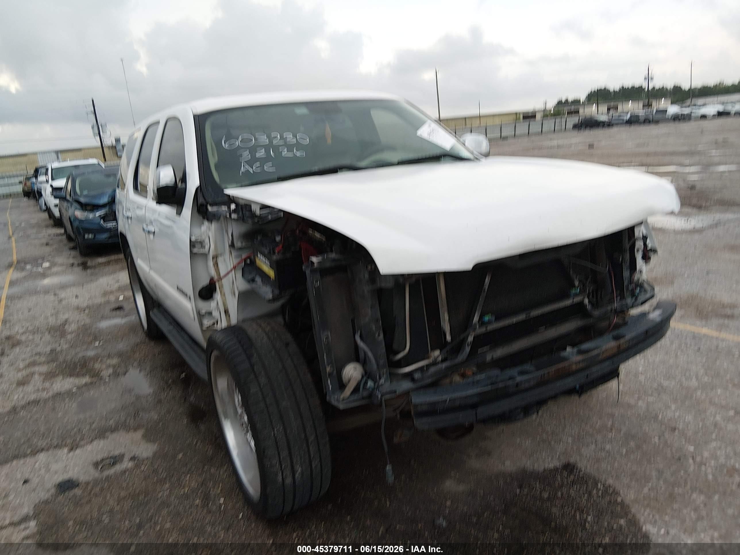 2014 Chevrolet Tahoe Commercial Fleet White vin: 1GNLC2E04ER192641