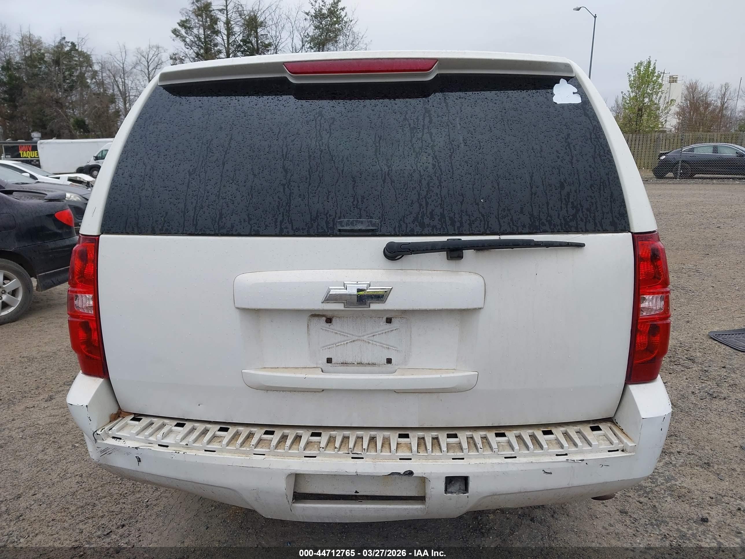 2011 Chevrolet Tahoe Commercial Fleet White vin: 1GNLC2E05BR242250