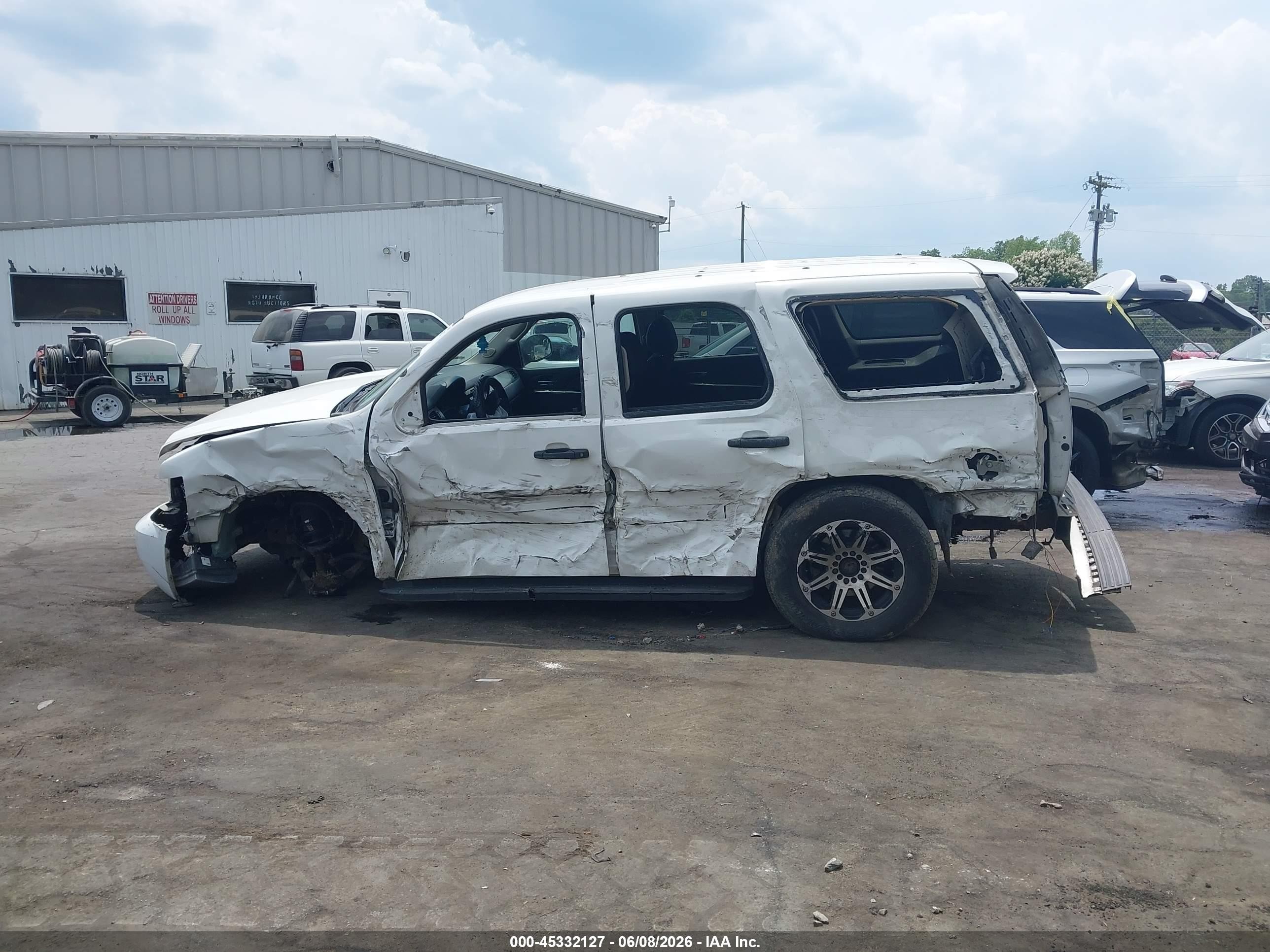 2013 Chevrolet Tahoe Commercial Fleet White vin: 1GNLC2E05DR254384
