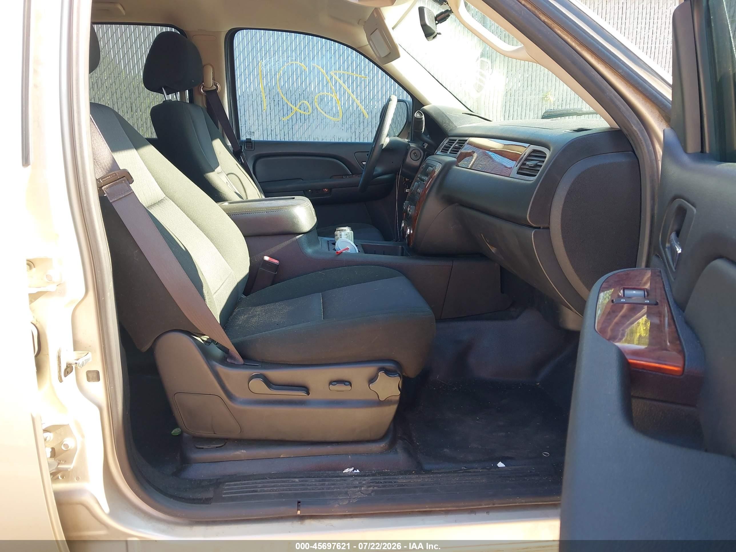 2013 Chevrolet Tahoe Commercial Beige vin: 1GNLC2E09DR124723