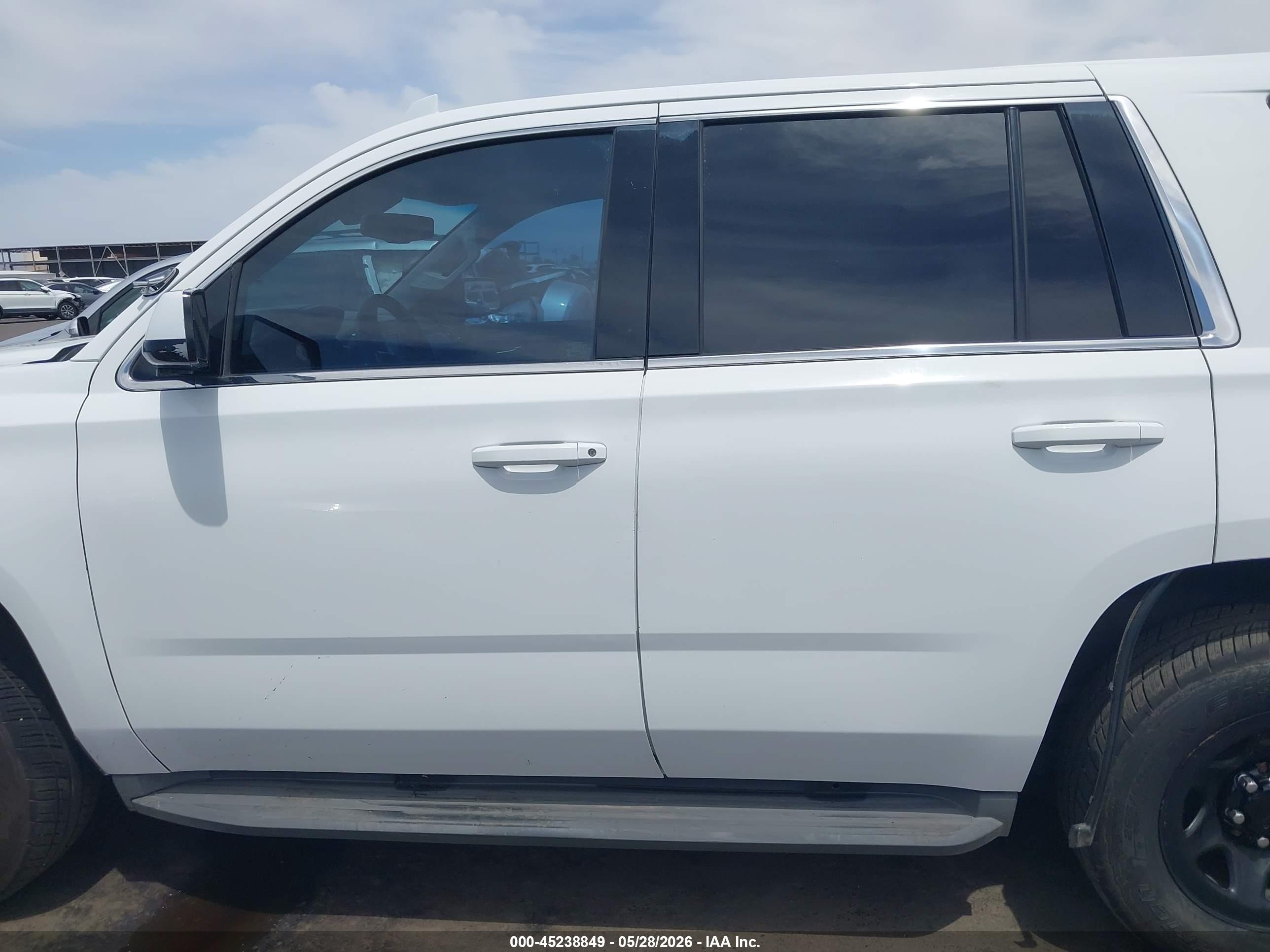 2015 Chevrolet Tahoe Commercial Fleet White vin: 1GNLC2EC0FR565007