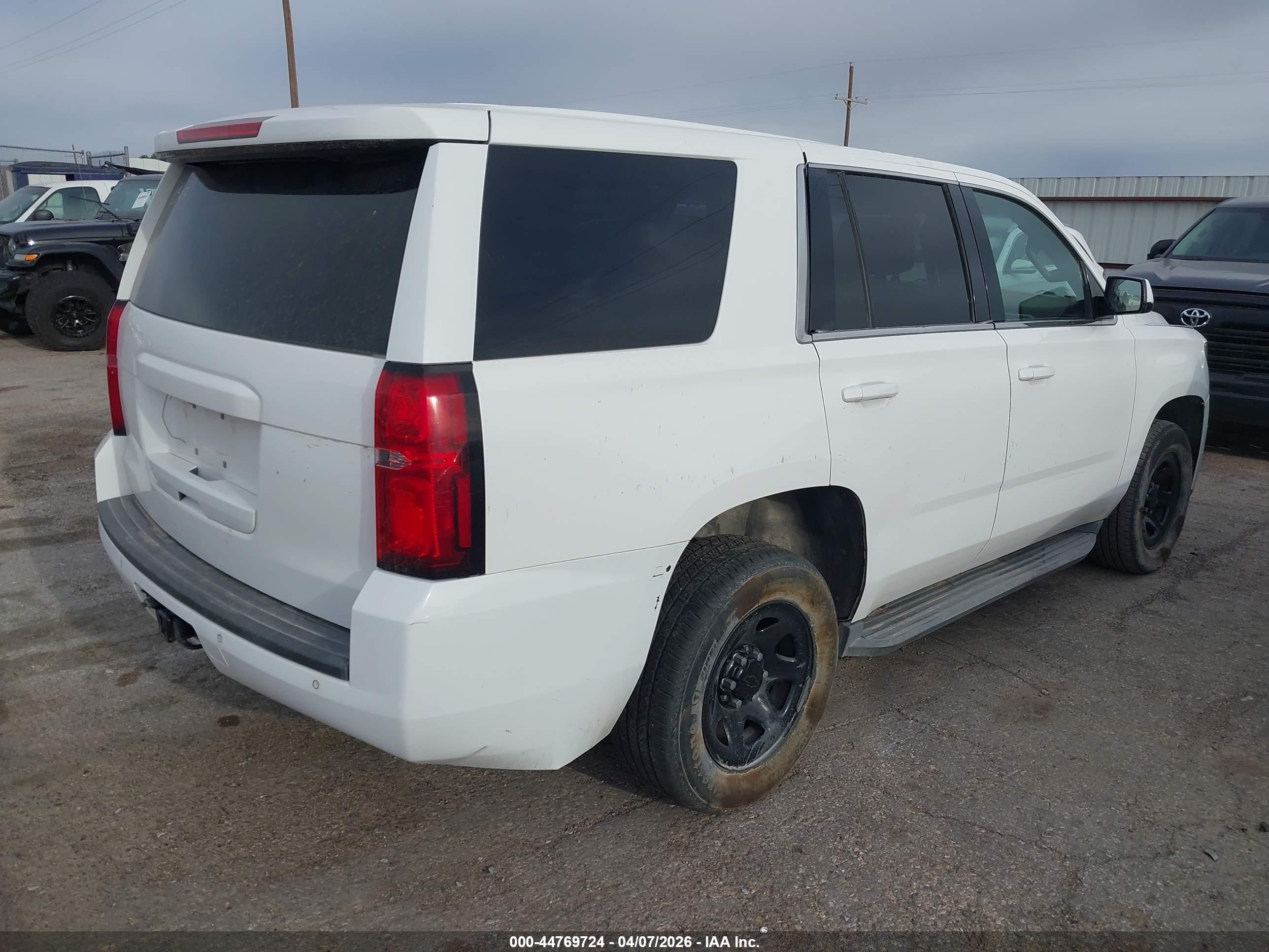 2015 Chevrolet Tahoe Commercial Fleet White vin: 1GNLC2EC4FR625760