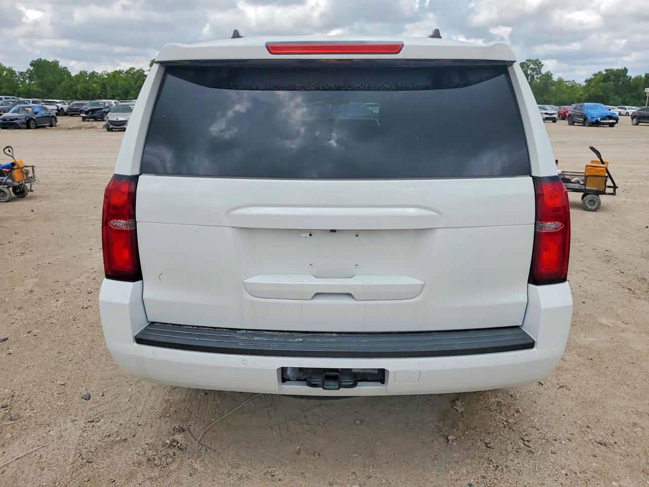 2020 Chevrolet K1500 Taho White vin: 1GNLCDEC9LR233042