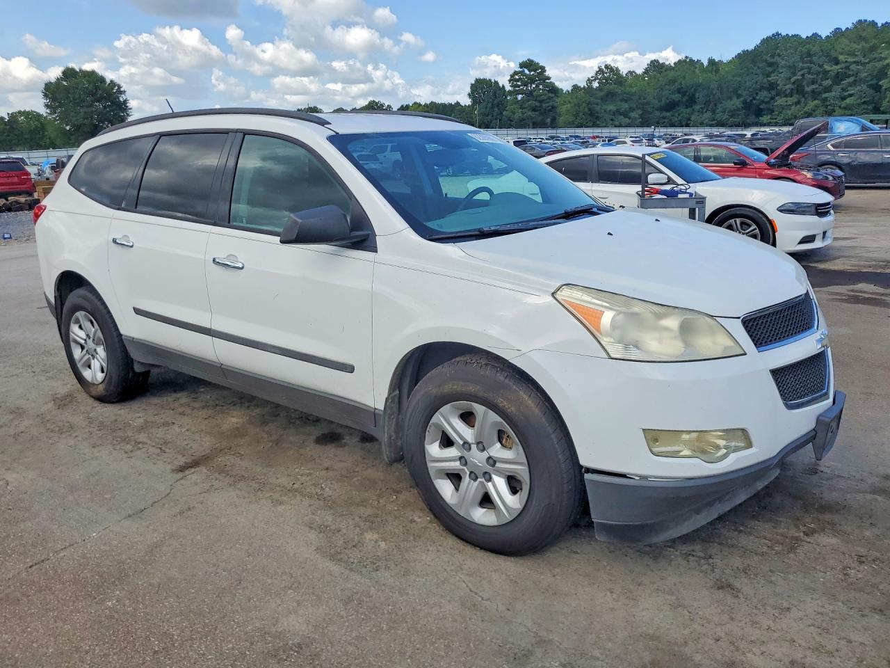 2010 Chevrolet Traverse Ls White vin: 1GNLREED0AS117926