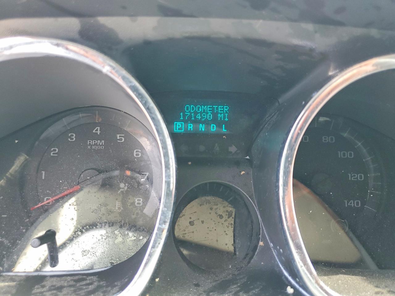 2010 Chevrolet Traverse Ls White vin: 1GNLREED0AS117926