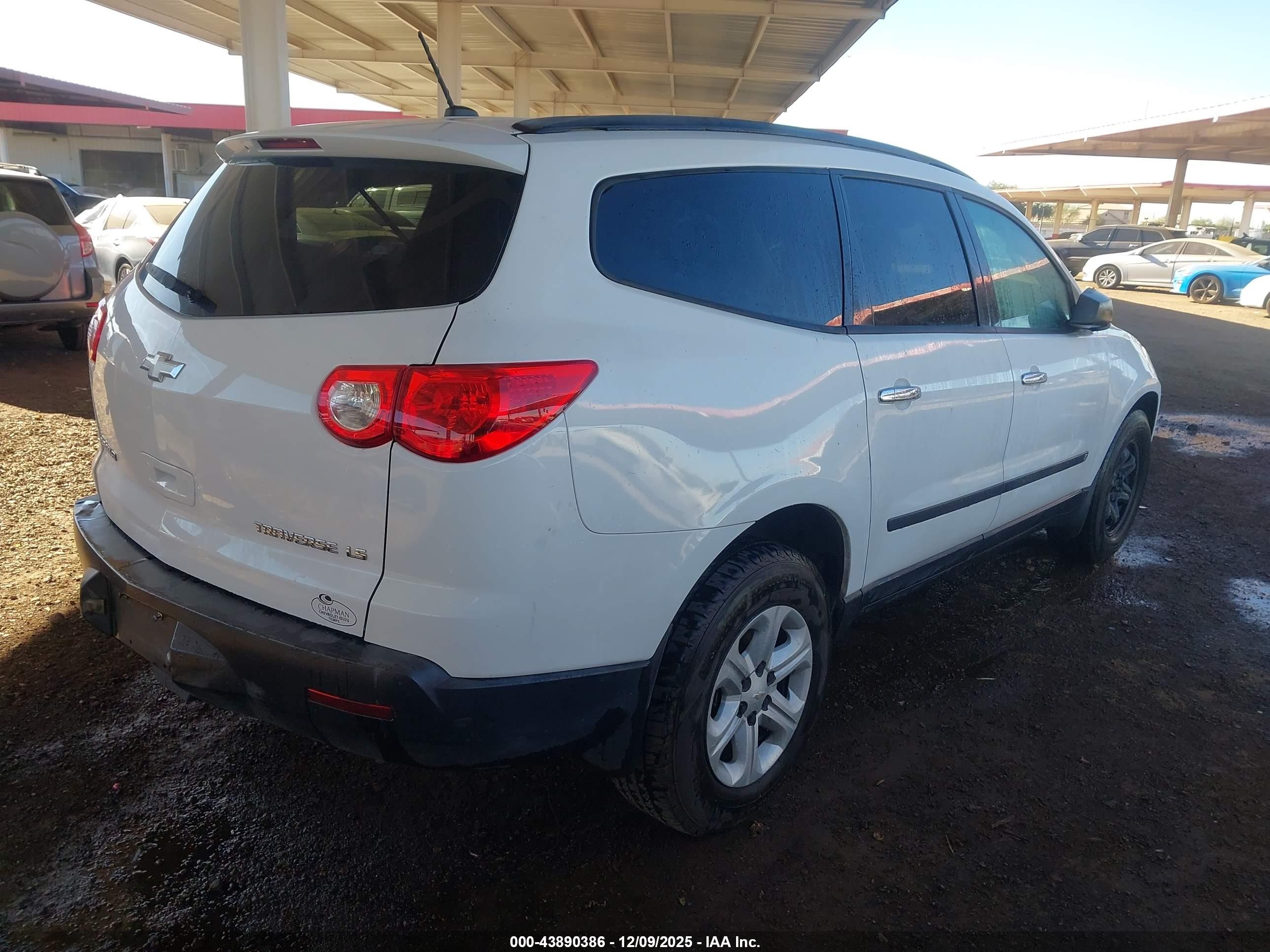 2010 Chevrolet Traverse Ls White vin: 1GNLREED6AS115565