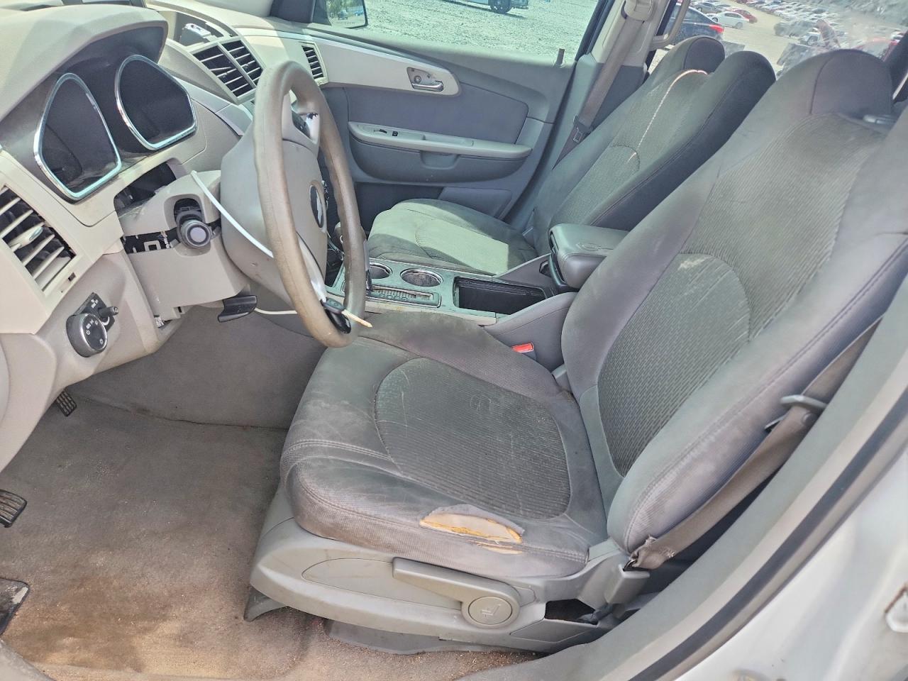 2010 Chevrolet Traverse Ls White vin: 1GNLREED8AS155534