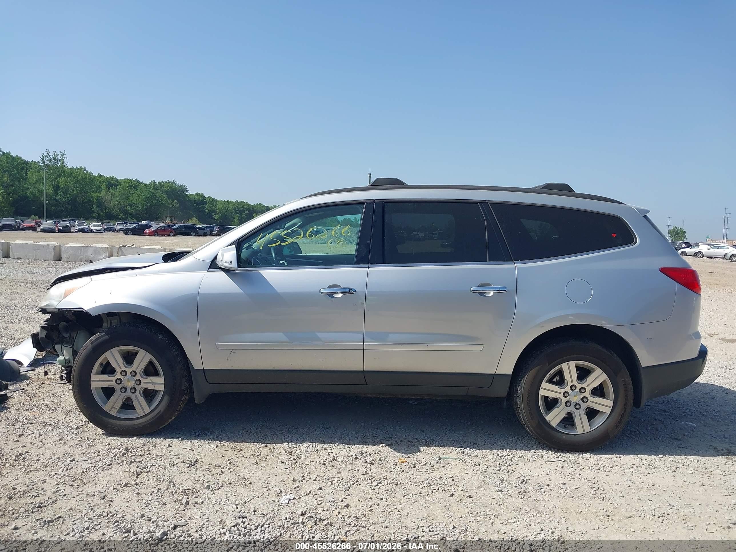 2010 Chevrolet Traverse Lt Silver vin: 1GNLRFED0AJ252237