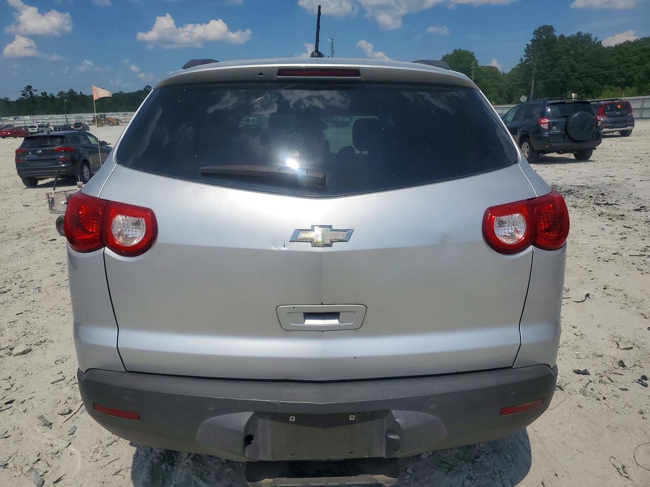 2010 Chevrolet Traverse Lt Silver vin: 1GNLRFED0AS108164