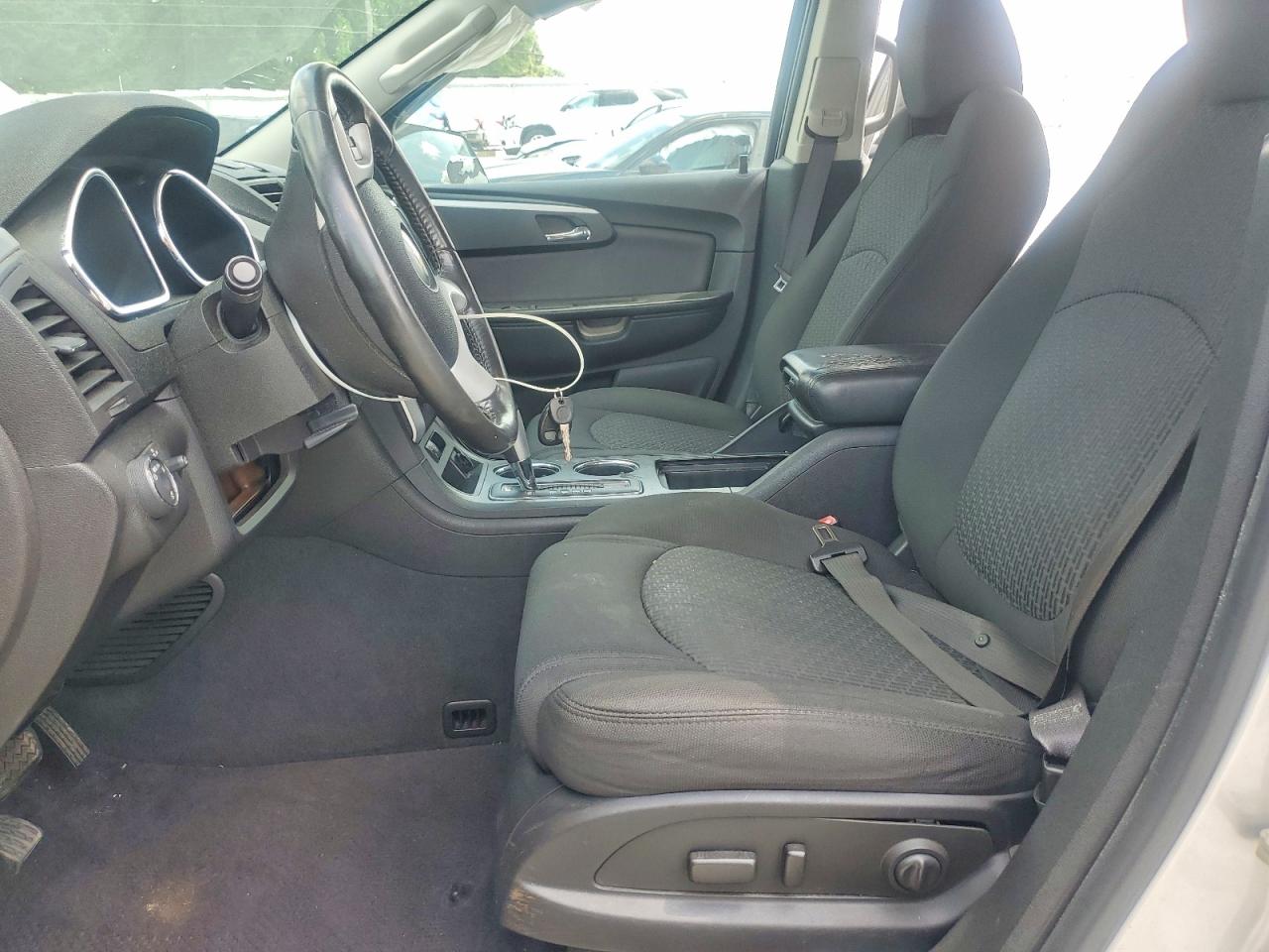 2010 Chevrolet Traverse Lt Silver vin: 1GNLRFED0AS108164