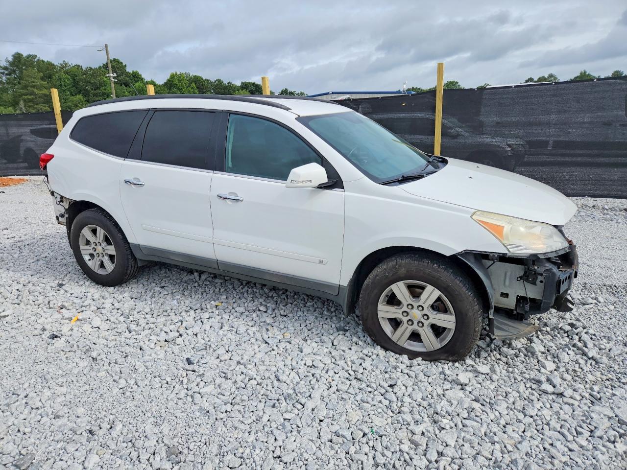 2010 Chevrolet Traverse Lt White vin: 1GNLRFED2AS110479