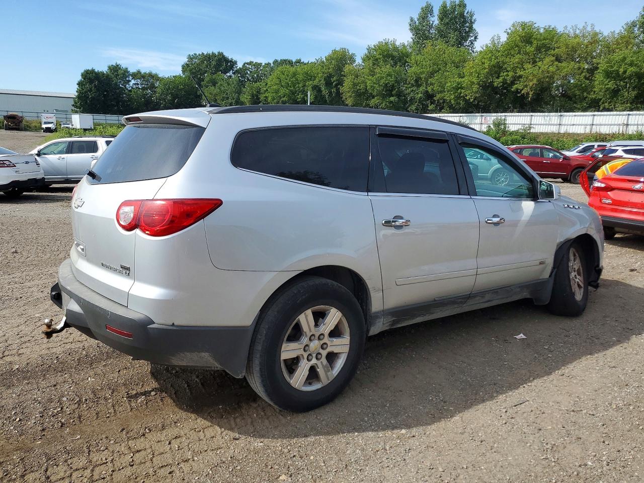2010 Chevrolet Traverse Lt Silver vin: 1GNLRFED2AS150156