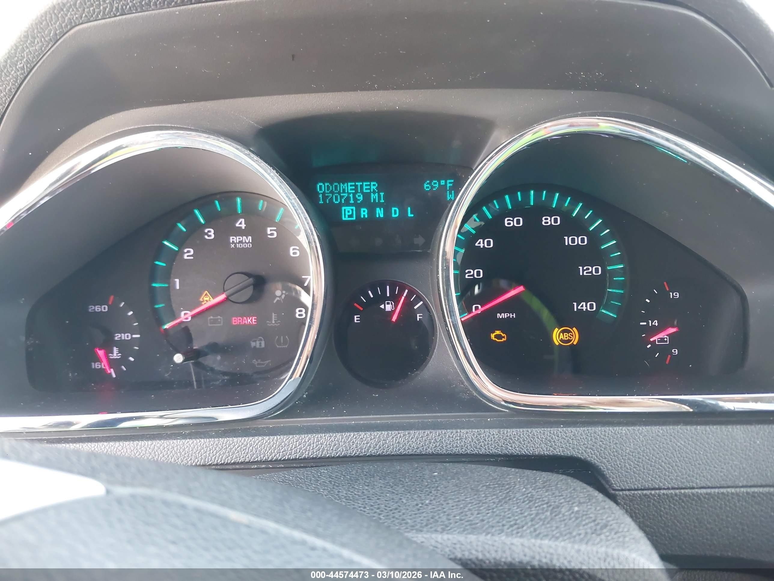2010 Chevrolet Traverse Lt Silver vin: 1GNLRFED3AJ264415